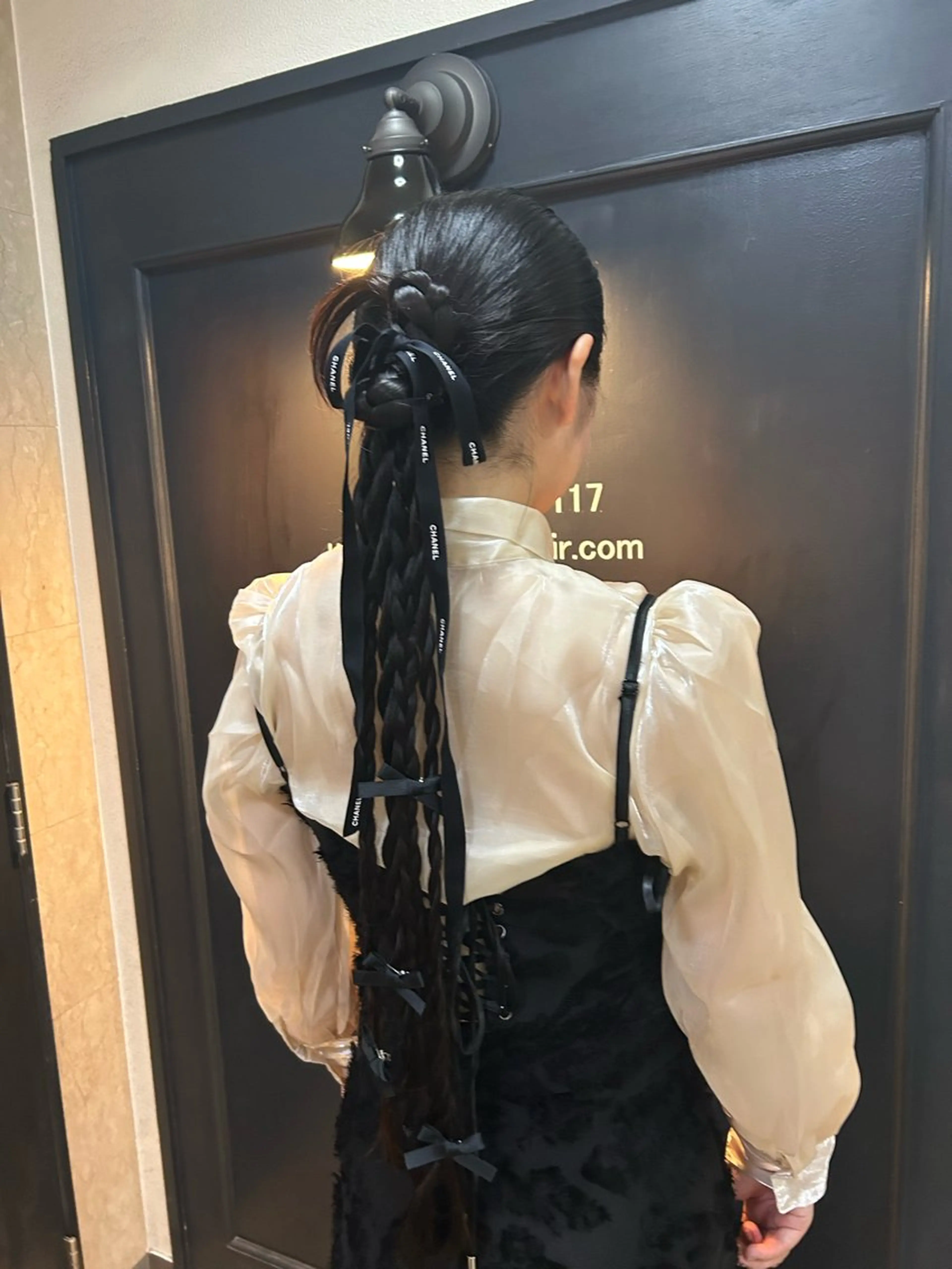 ロング ヘアアレンジ moe🎀 透明感♡似合わせのヘアスタイル