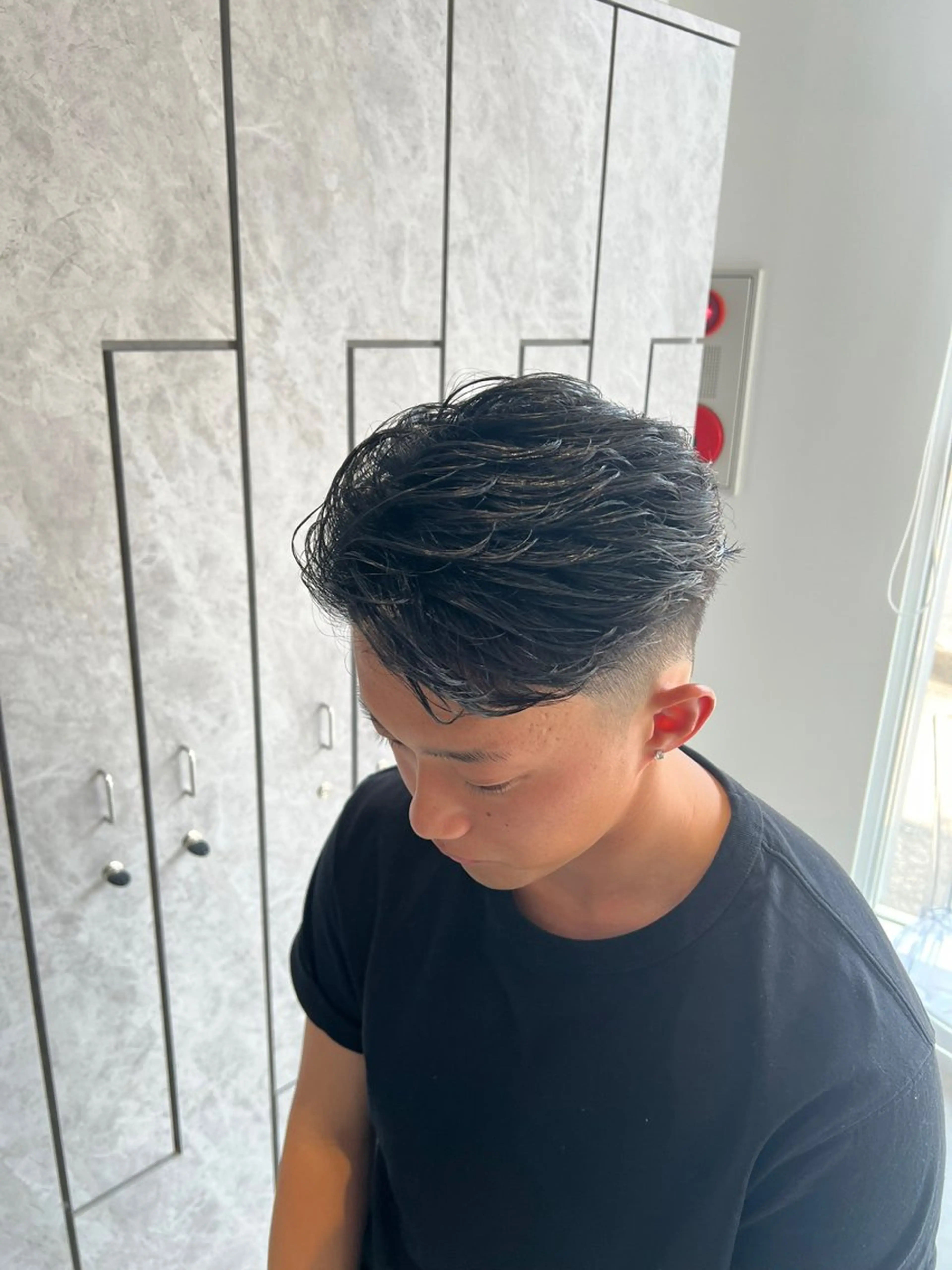 ショート メンズ フェードカット ショートヘア カット 小松崎 翔太のヘアスタイル