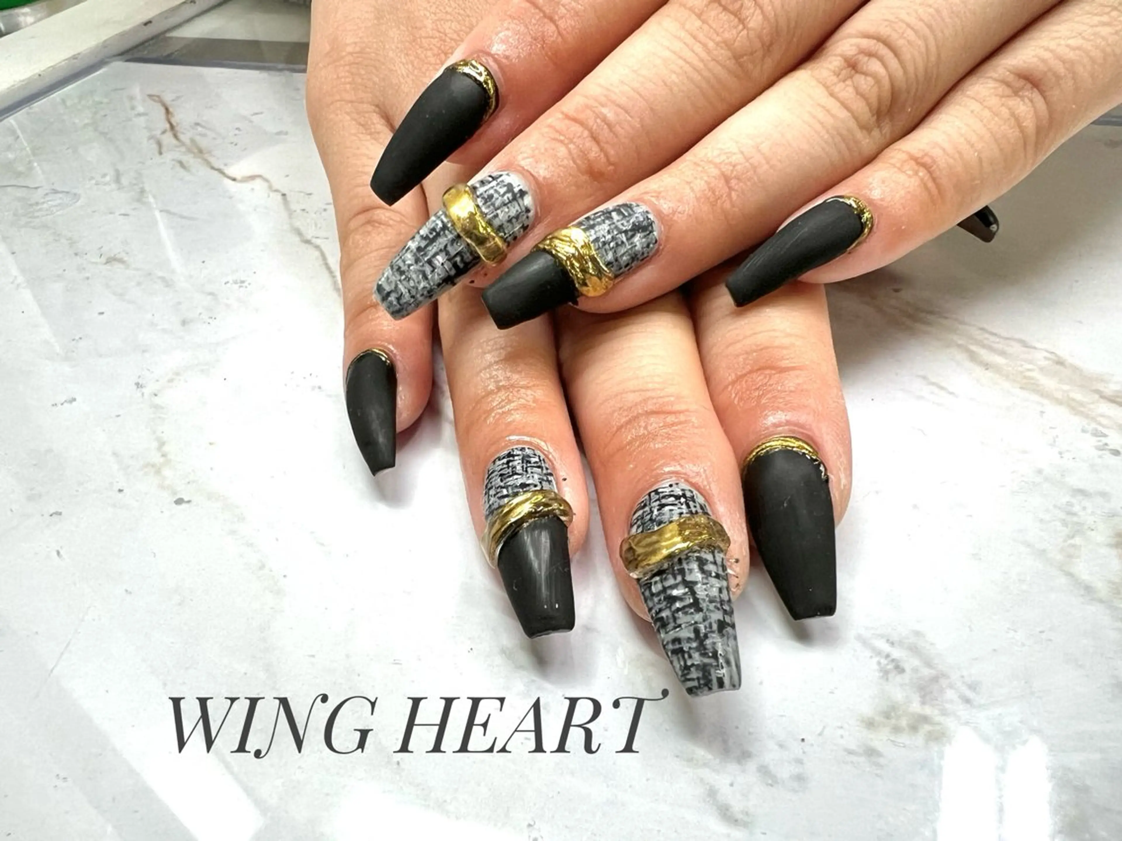 ネイル I. AYUMIのネイルデザイン