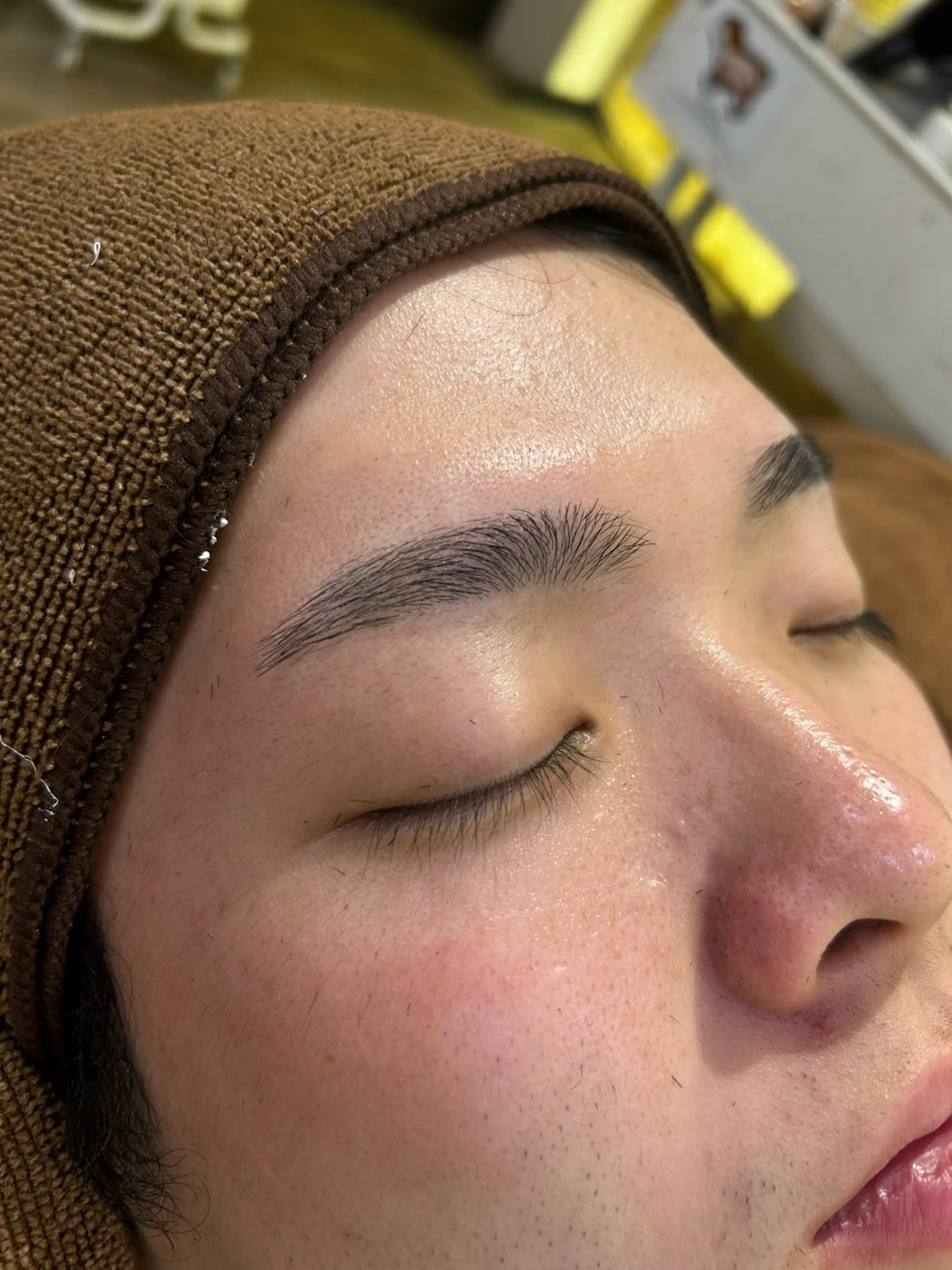 メンズ アイブロウ ワックス脱毛 眉カット airi🌺カラー /特殊ヘア⛓️🖤のヘアスタイル