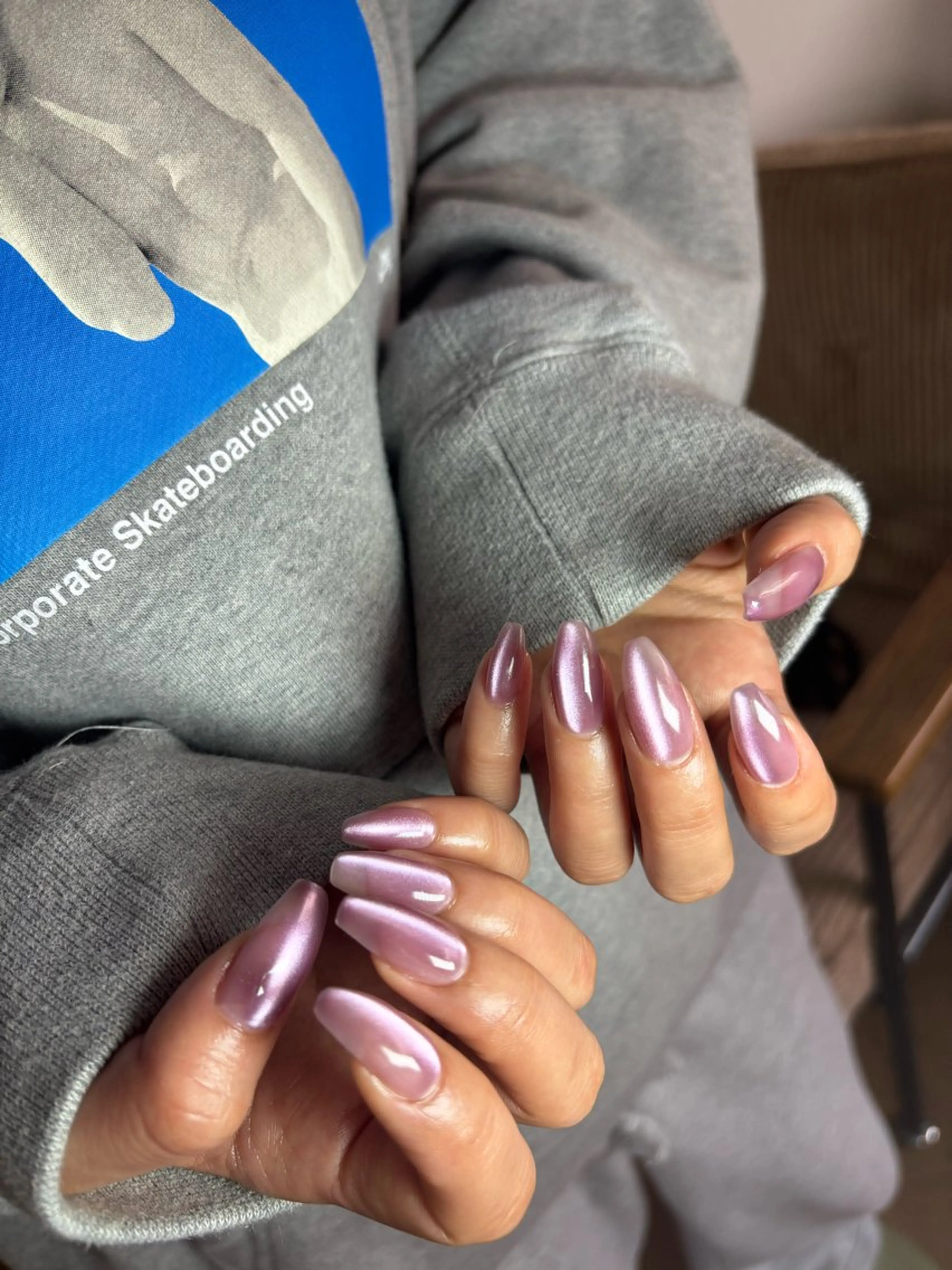 ネイル nailsalon　hue所属・小山 羽奈のネイルデザイン