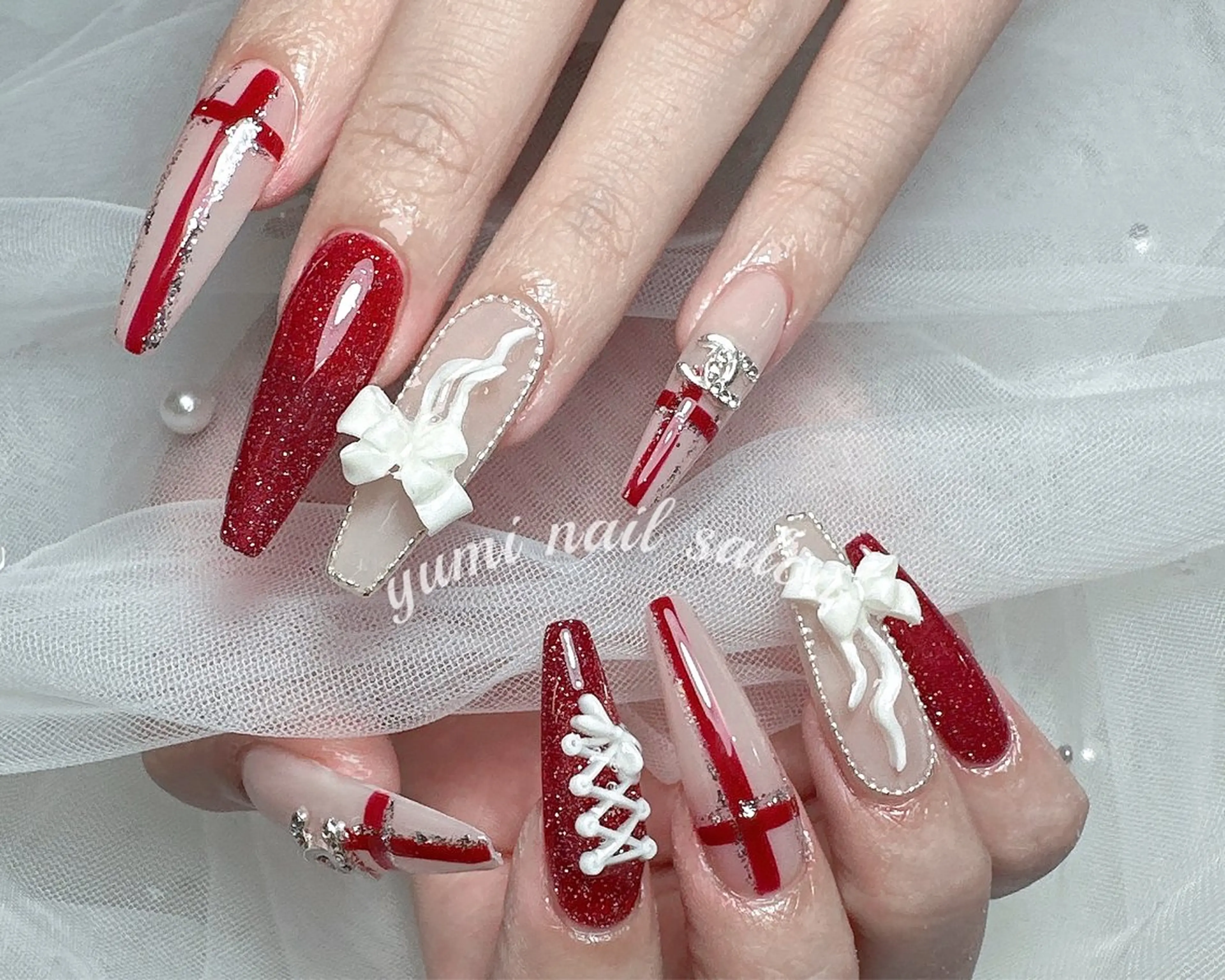 ネイル shineジェル& チップ長さだしのネイルデザイン