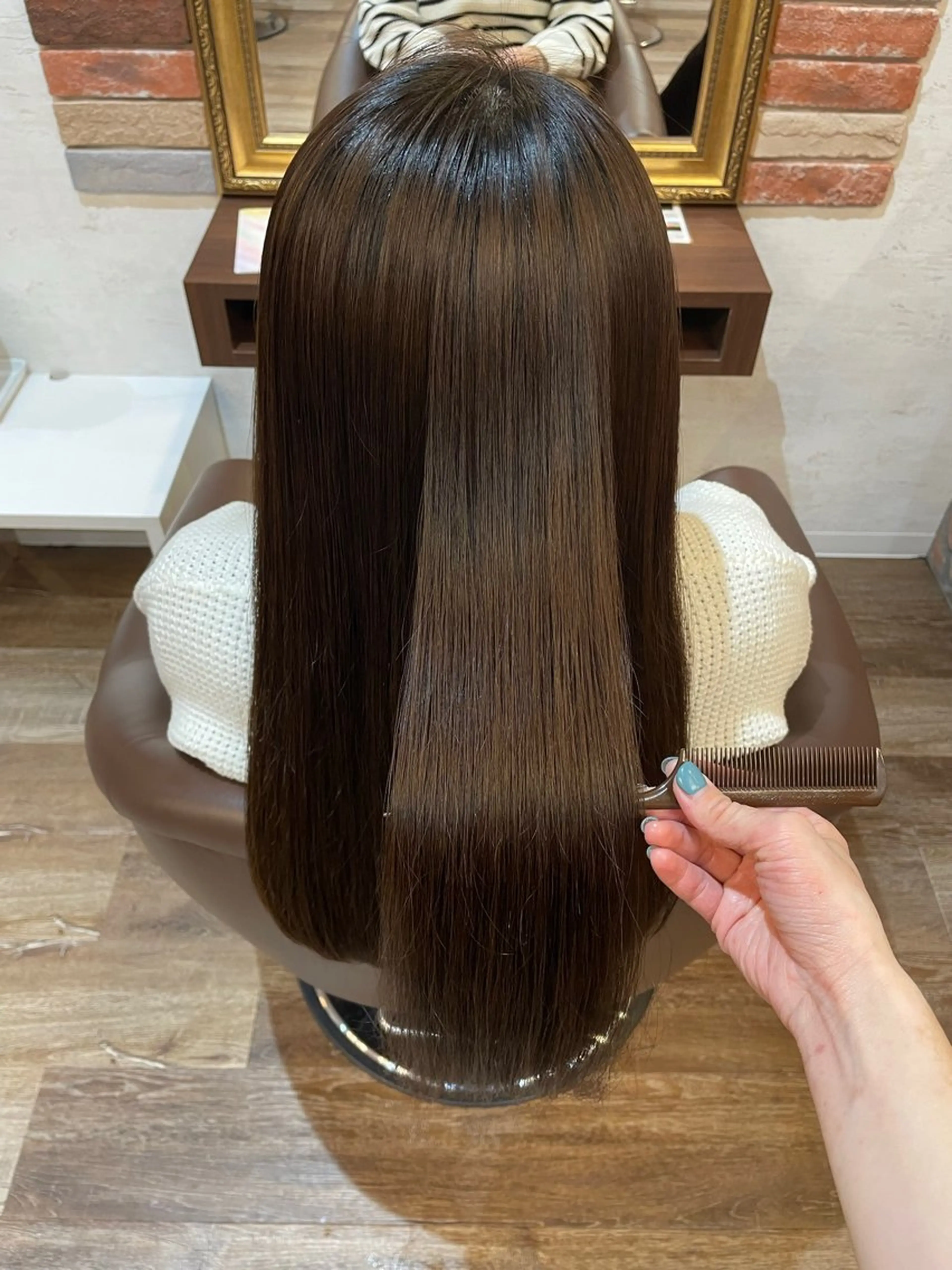 ロング まつお ゆいのヘアスタイル