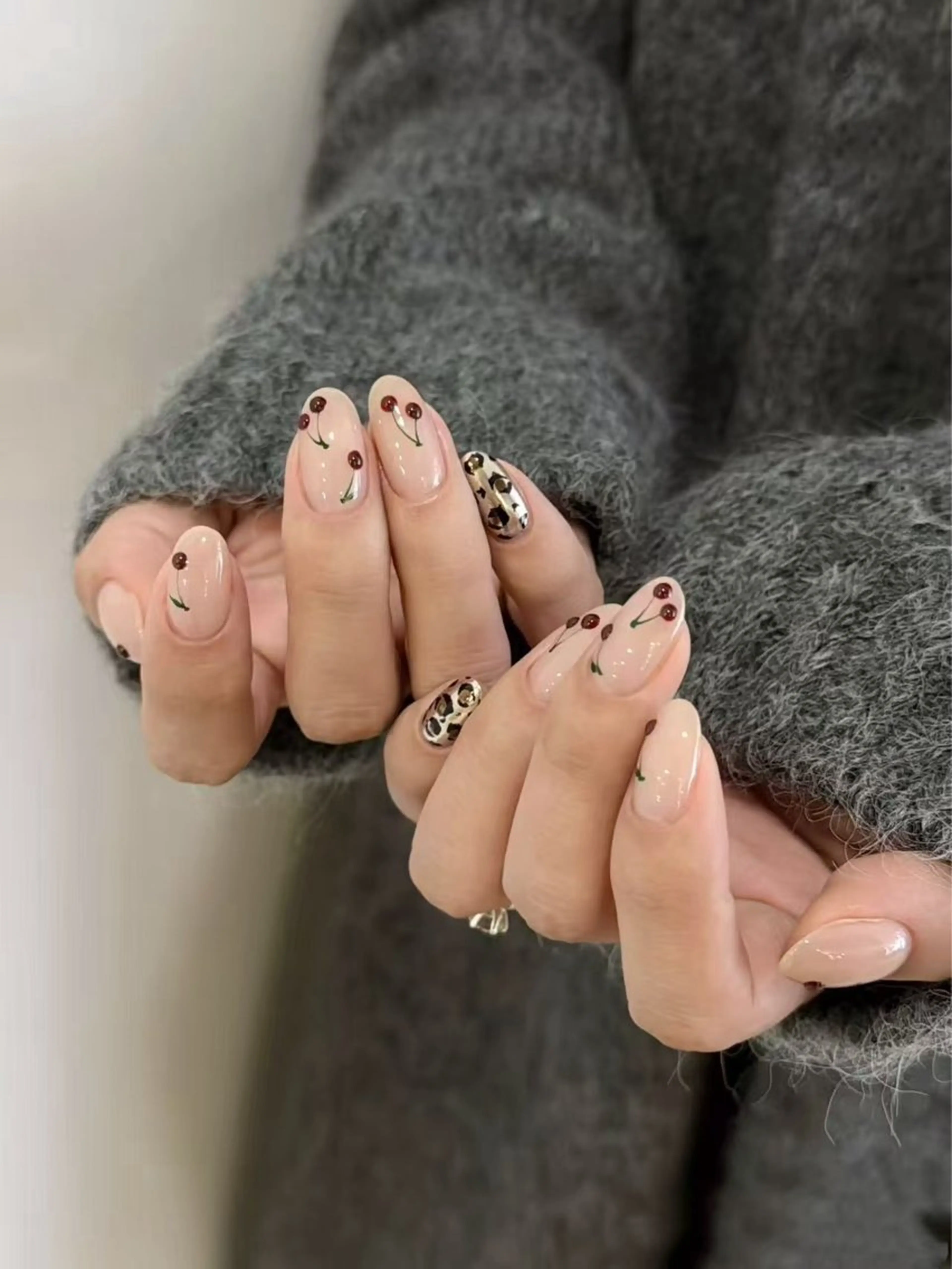 ネイル フラワーネイル フレンチネイル ジェルネイル ガラスフレンチ ハート ハンドネイル BabyYouMi nailのネイルデザイン
