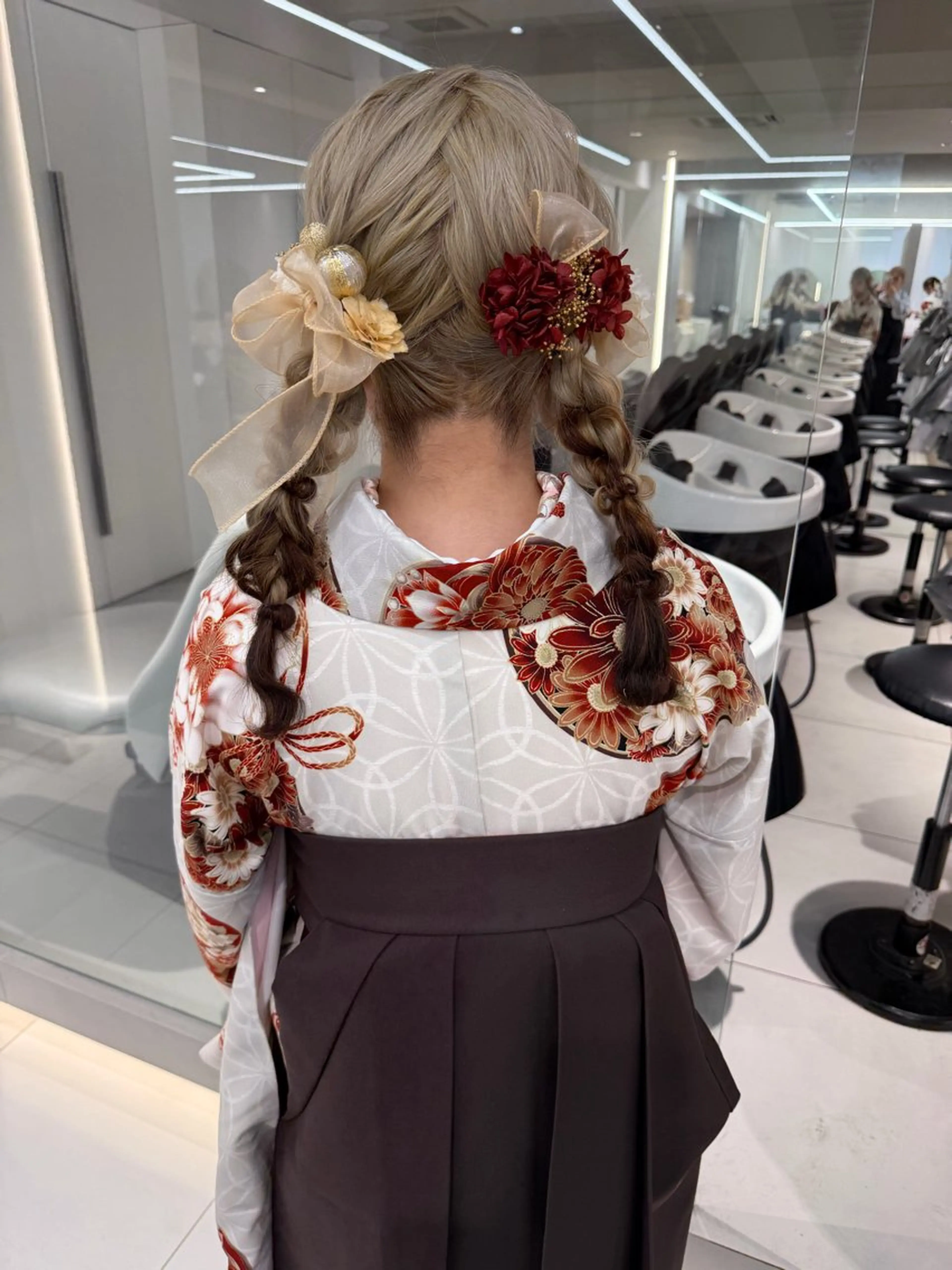 ヘアアレンジ 着付け ヘアセット🎀耳つぼ 👂💎MONAMIのヘアスタイル