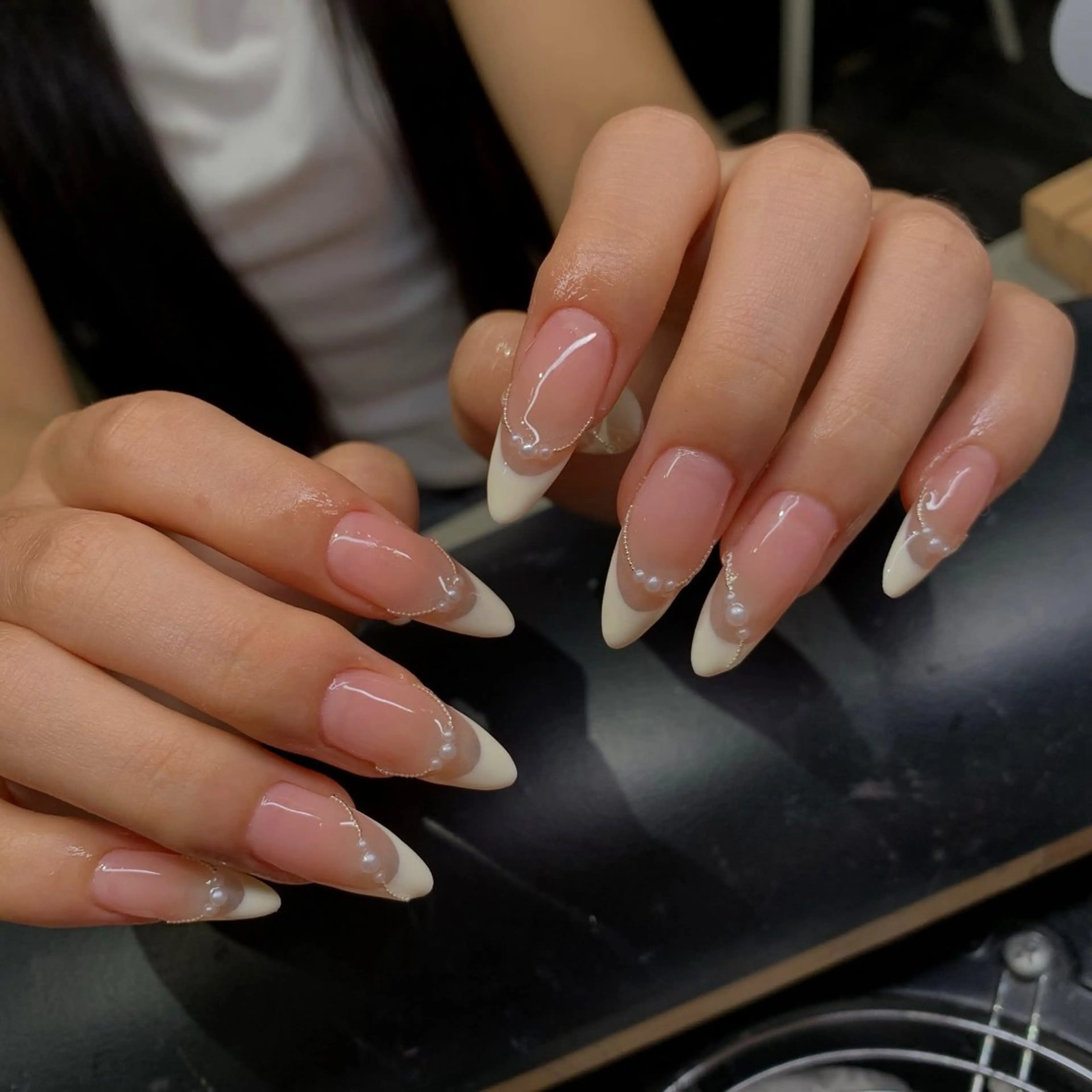 ネイル チークネイル フレンチネイル グラデーション キラキラネイル 韓国ネイル Minette nailHuongのネイルデザイン