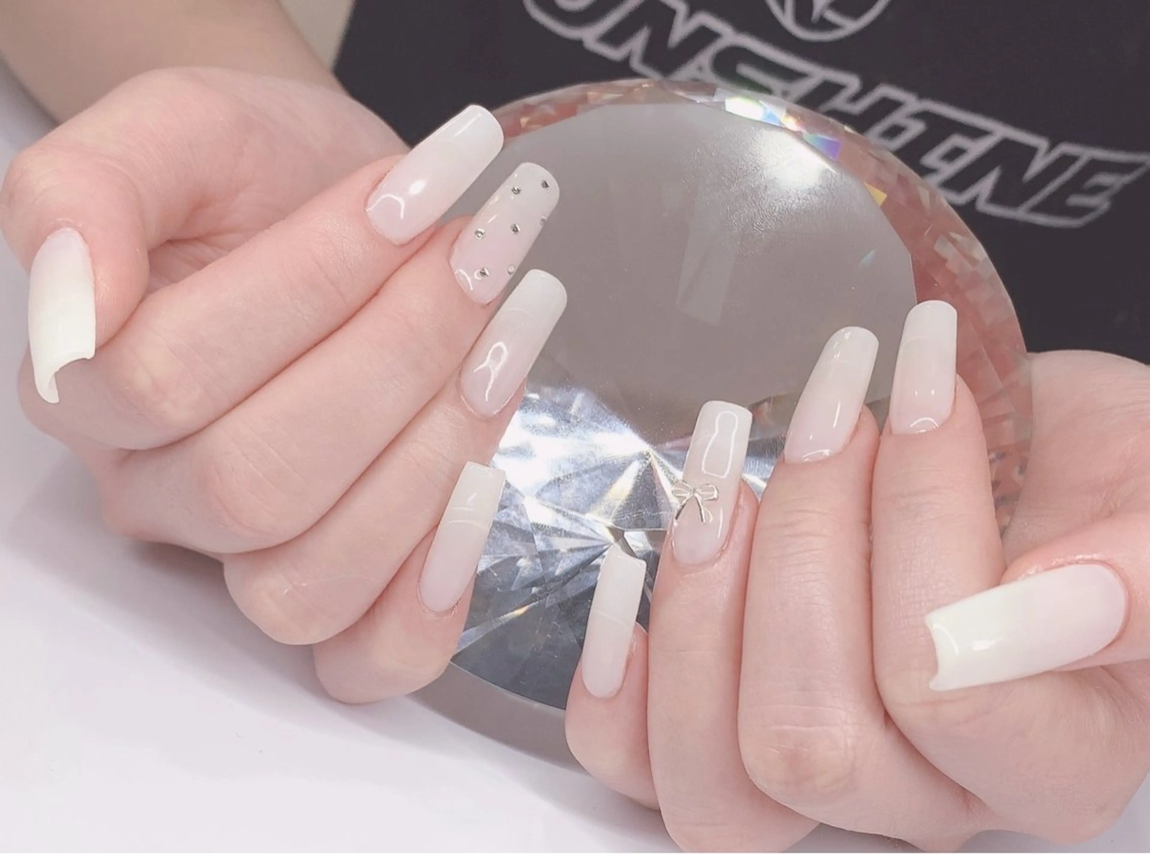 ネイル LoaChaton kaeのネイルデザイン