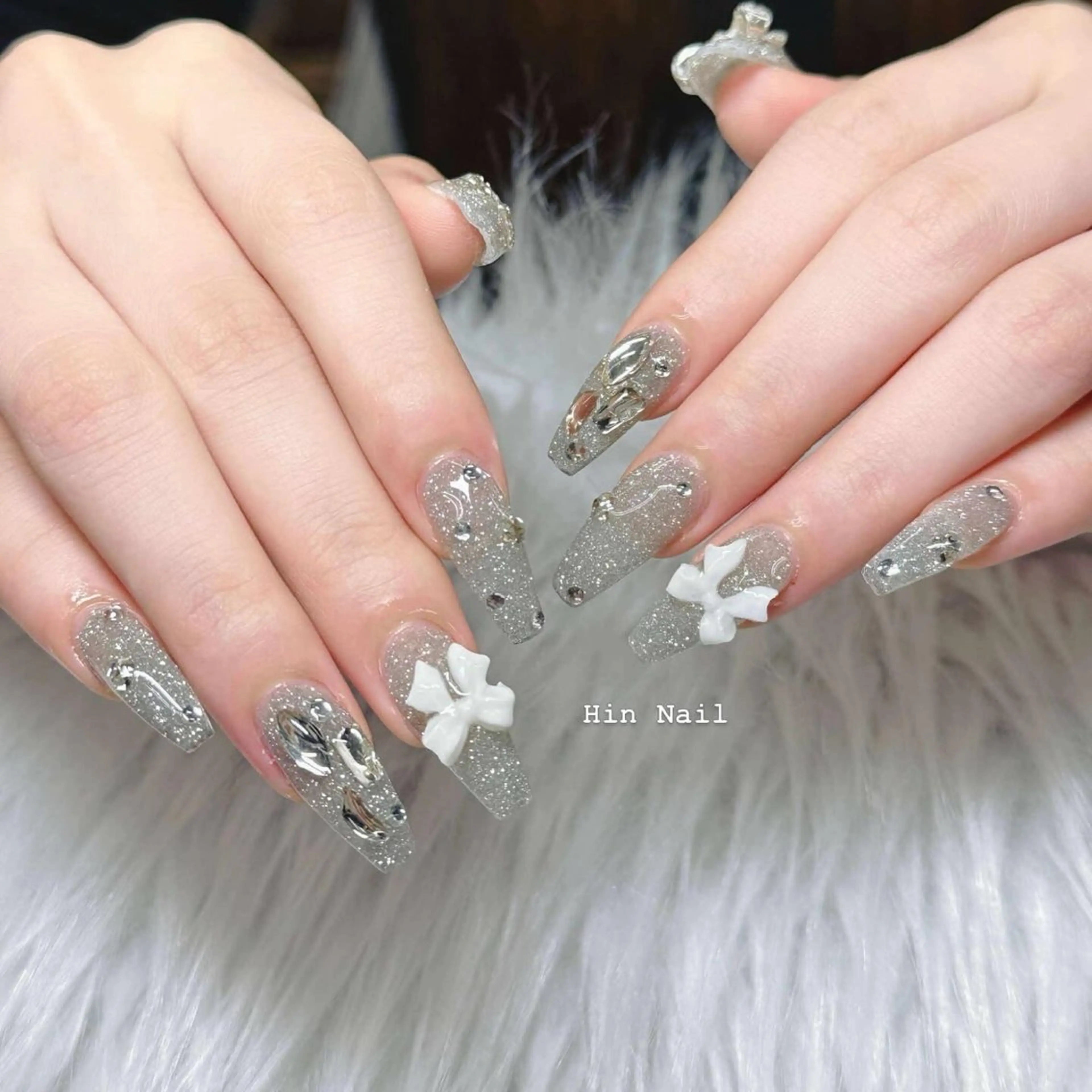 ネイル ハンドネイル HIN NAILのネイルデザイン