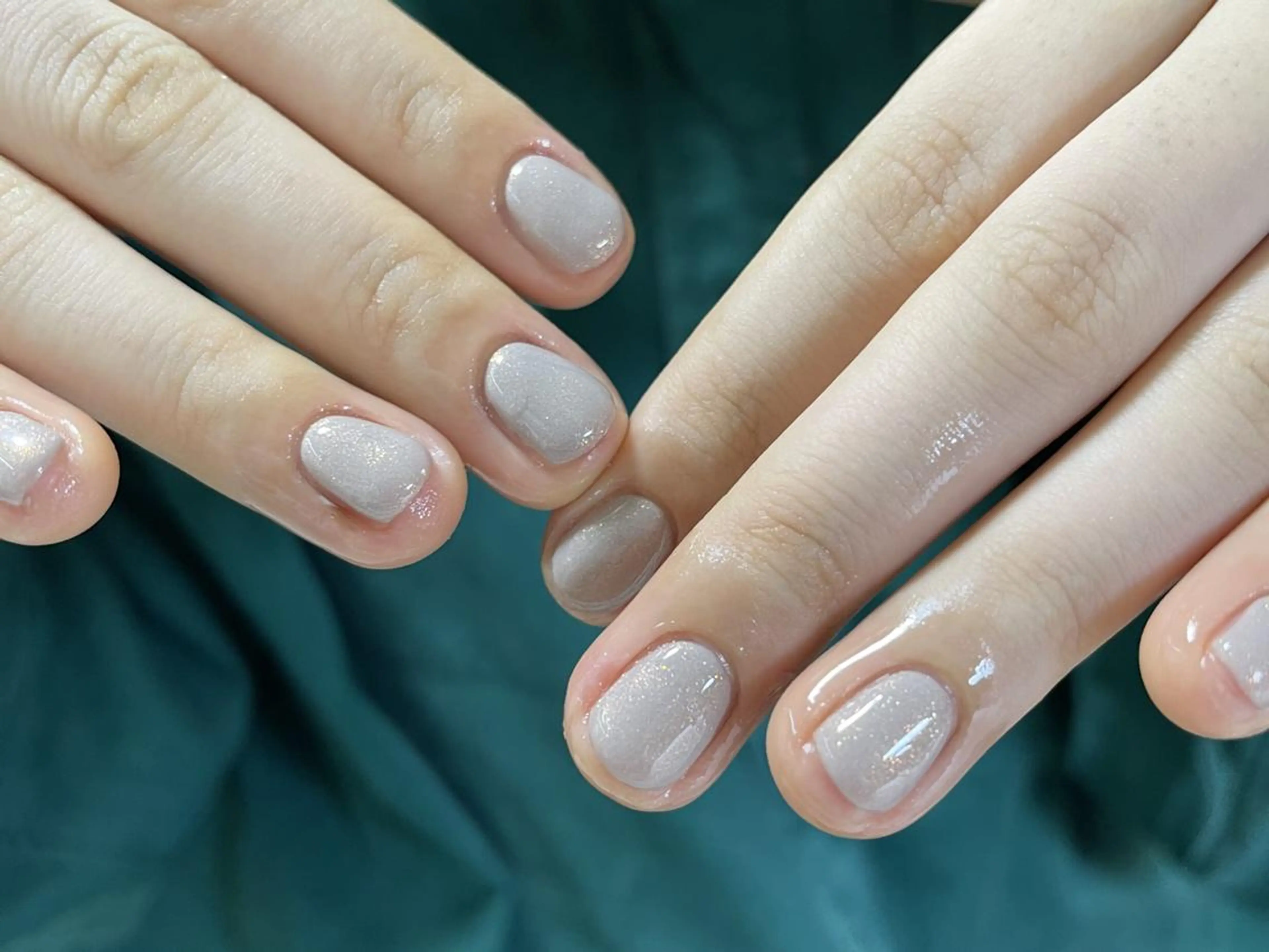 ネイル ハンドネイル ki🍒🍒 ki ツルツルネイルのネイルデザイン