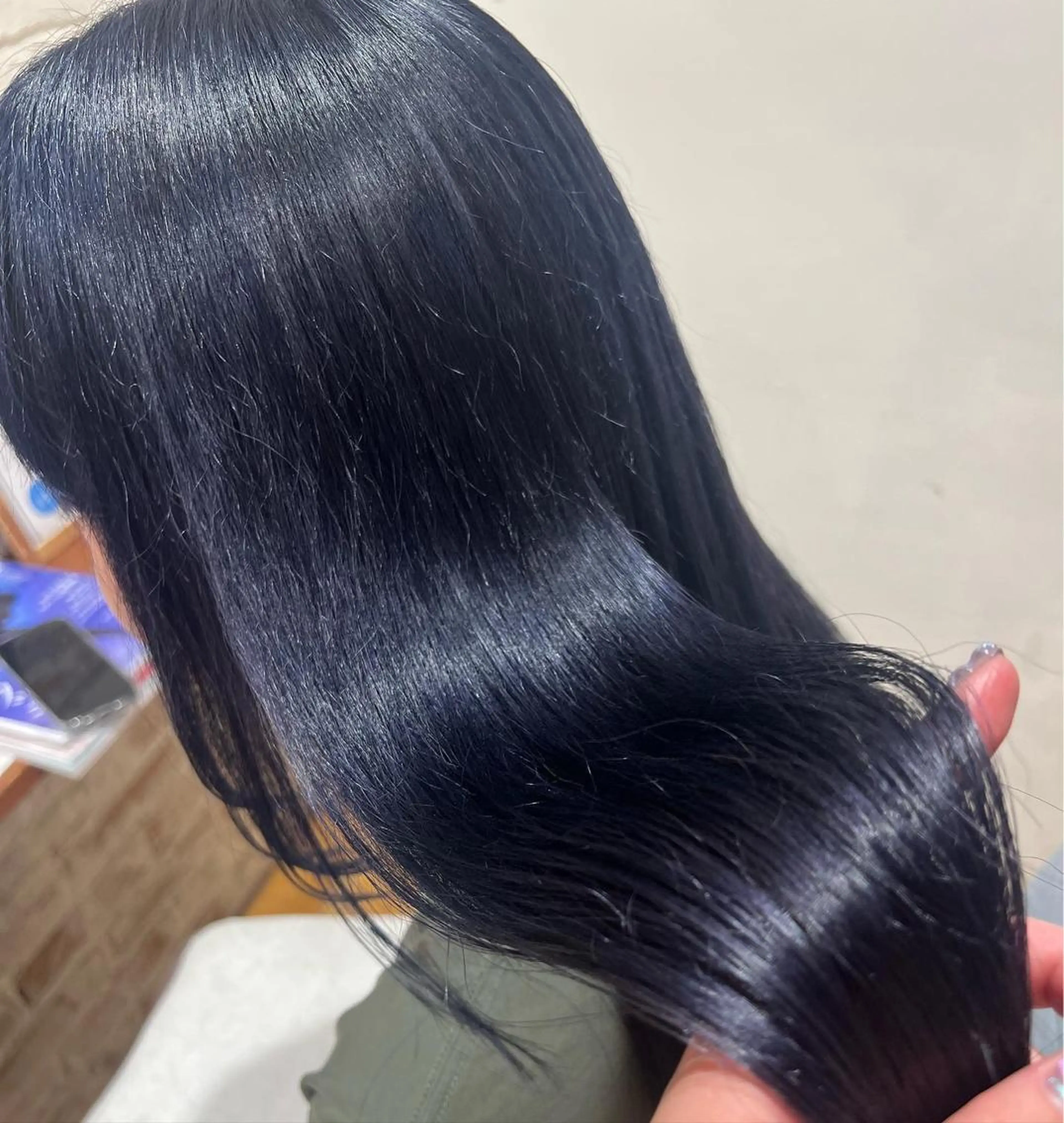 ロング トリートメント ヘアカラー トリートメント ハイトーン/ ダブルカラー/透明感のヘアスタイル