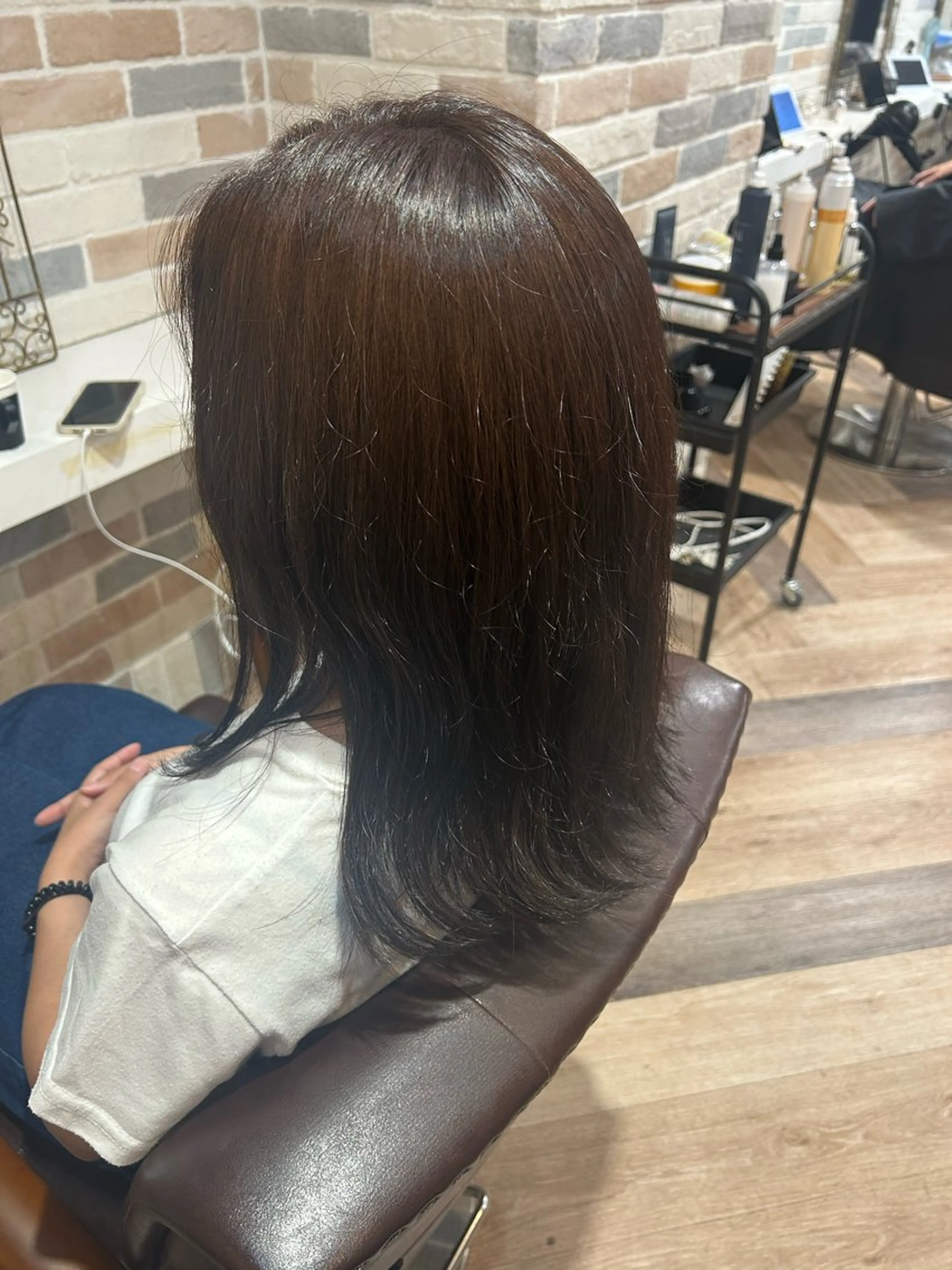 セミロング 中原 琴音のヘアスタイル