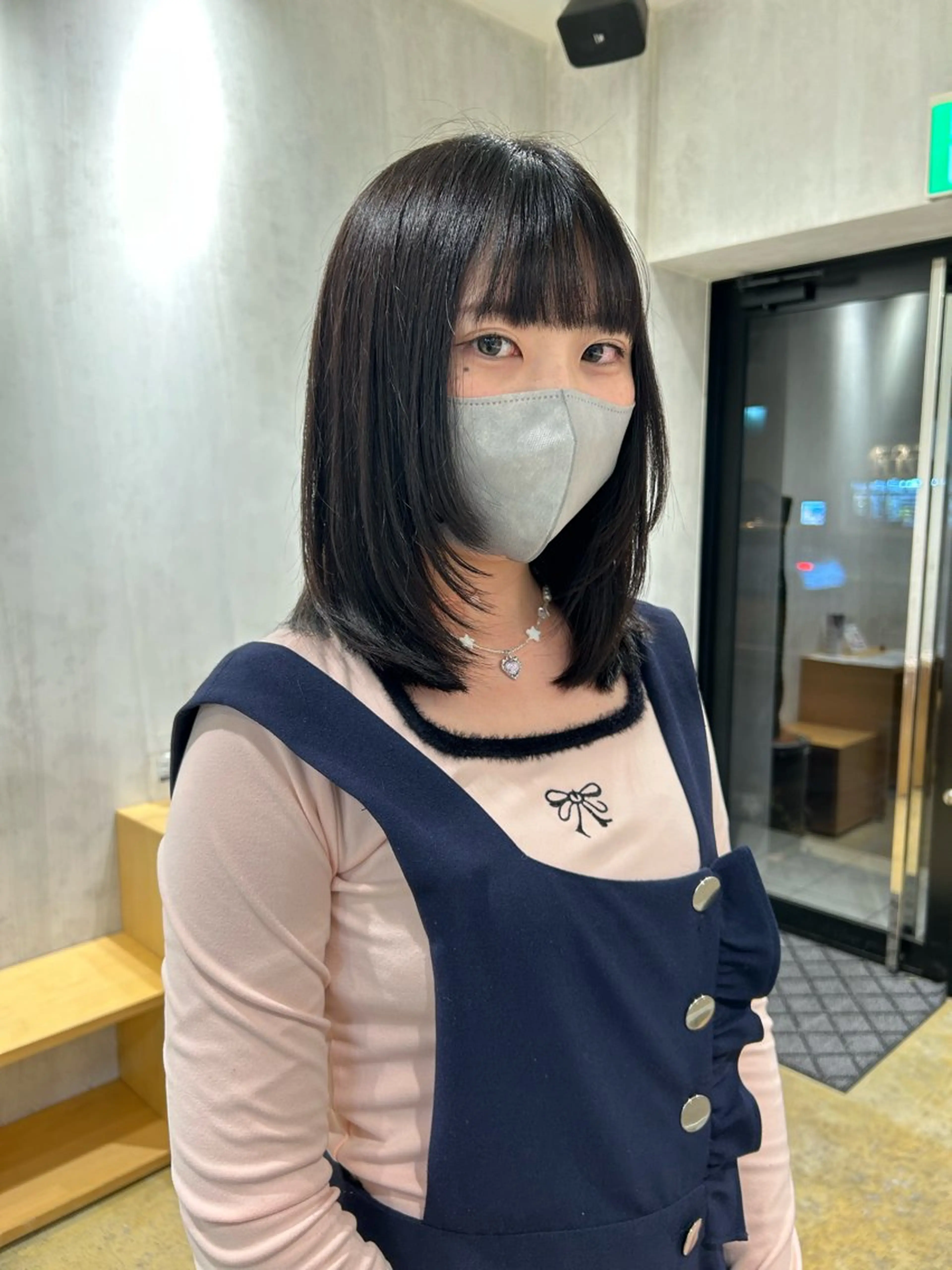 ミディアム 顔周りカット レイヤーカット レイヤーカット/ツヤ 縮毛矯正/アチワのヘアスタイル