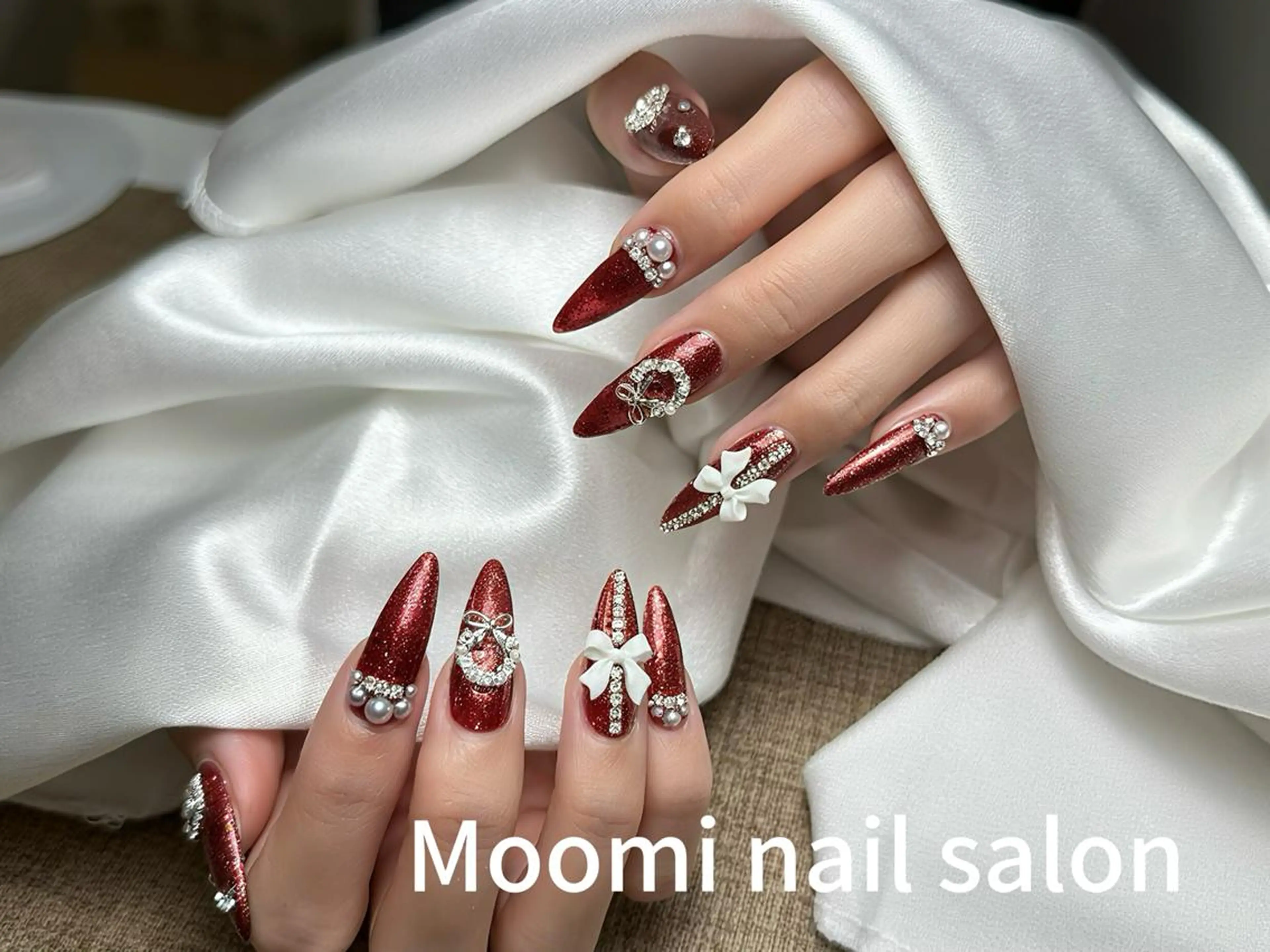 セミロング 韓国風ヘア ハンドネイル Moomi nail salonのネイルデザイン