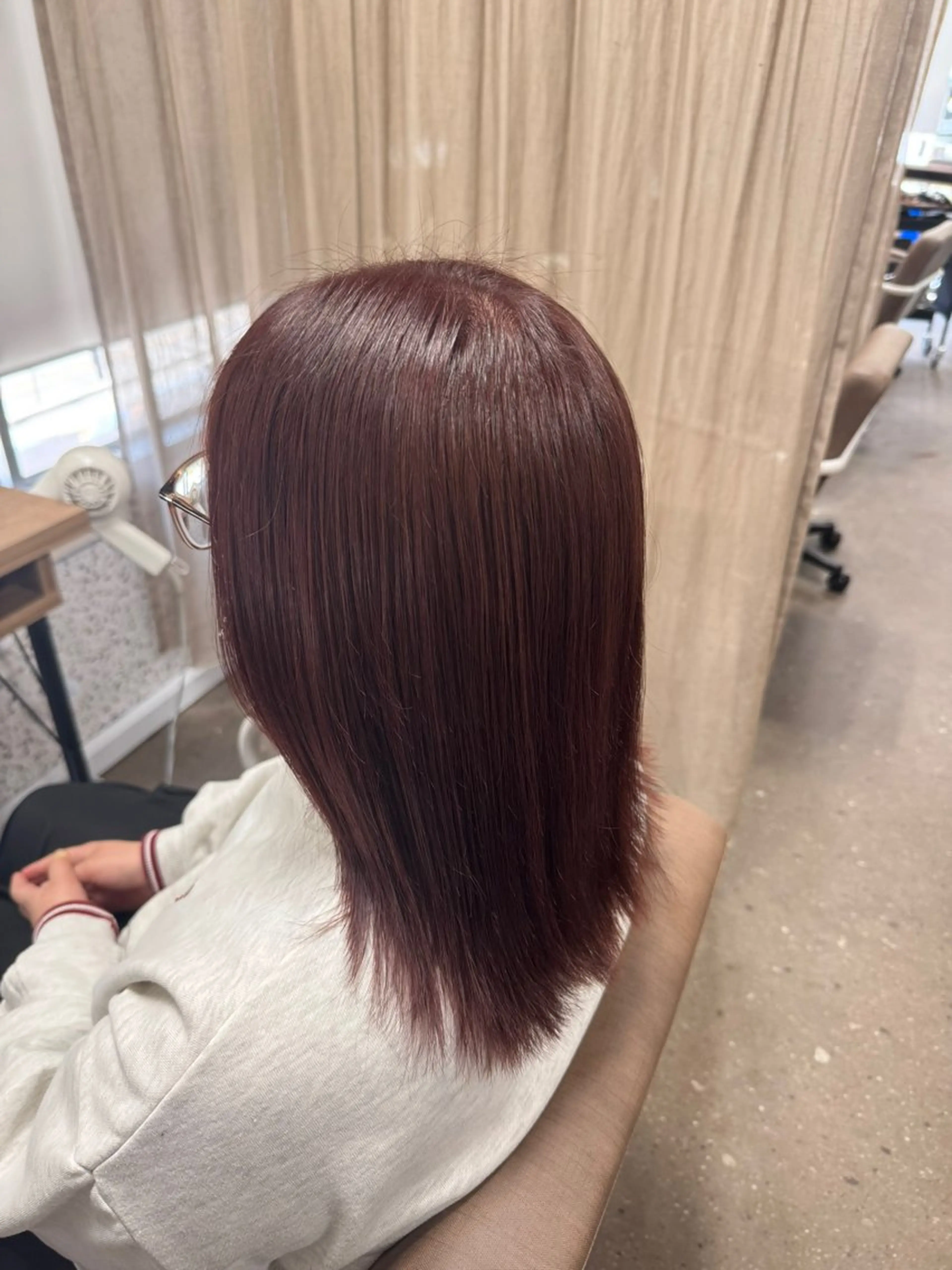 ミディアム ピンクブラウン TELAHAIR 副店長 永田のヘアスタイル