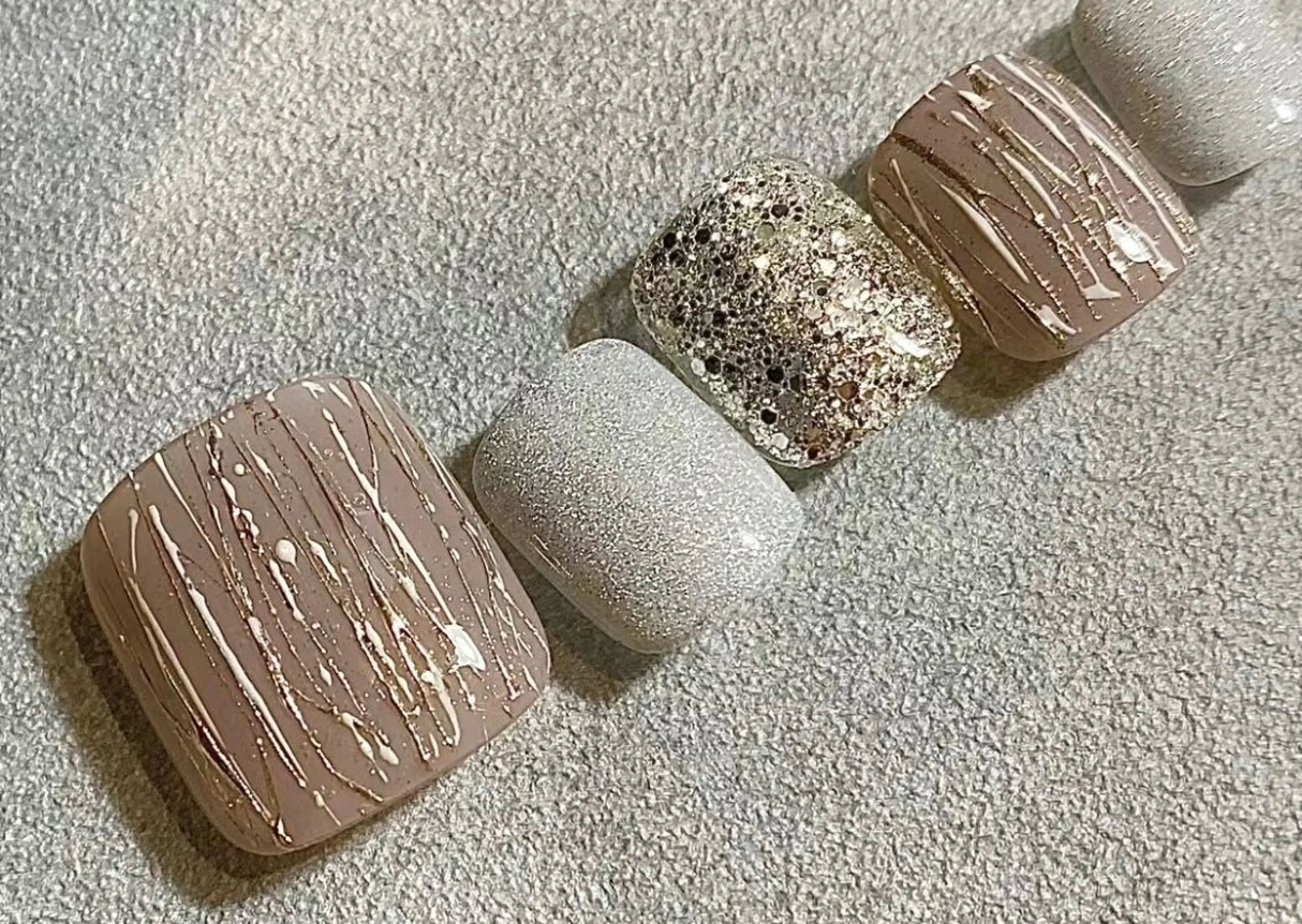 ネイル 長さ出し ジェルネイル キラキラネイル 大理石ネイル(マーブル) ニュアンスネイル Morpho nailのネイルデザイン