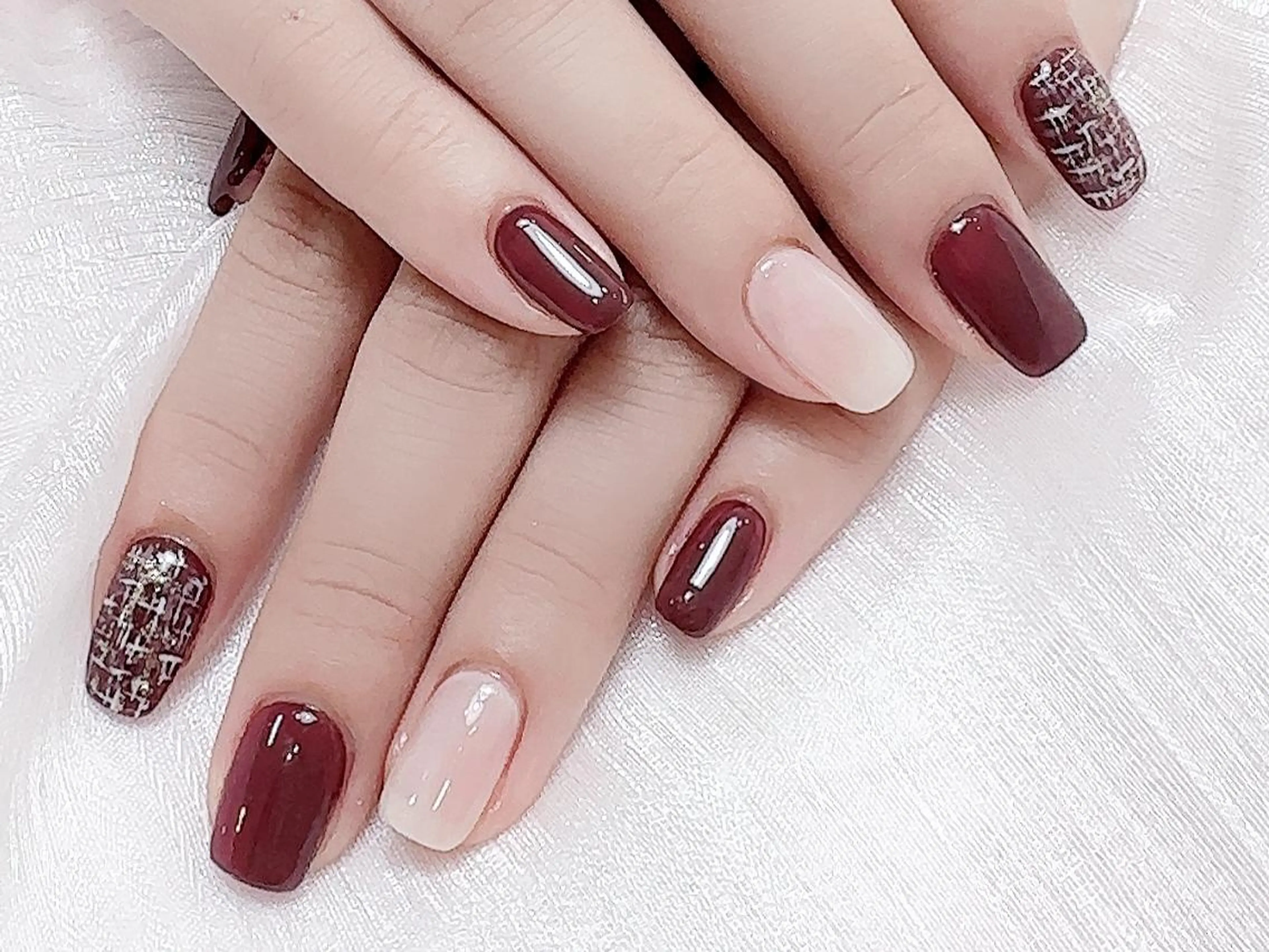 ネイル Elegantb eautyトウのネイルデザイン