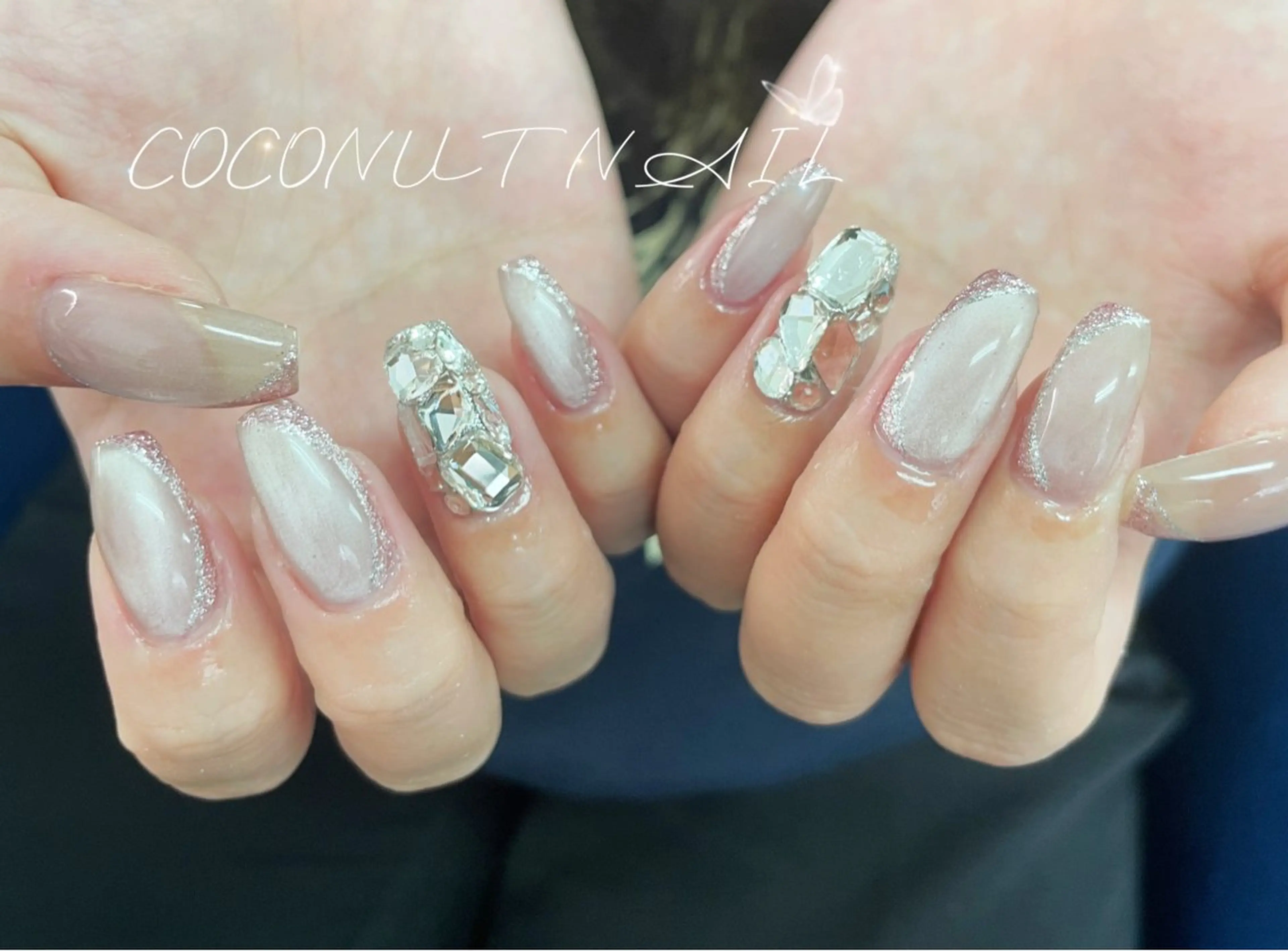 ネイル べっ甲ネイル フレンチネイル キラキラネイル ラメ(グリッター) マグネットネイル ハンドネイル 神田 ココナッツのネイルデザイン