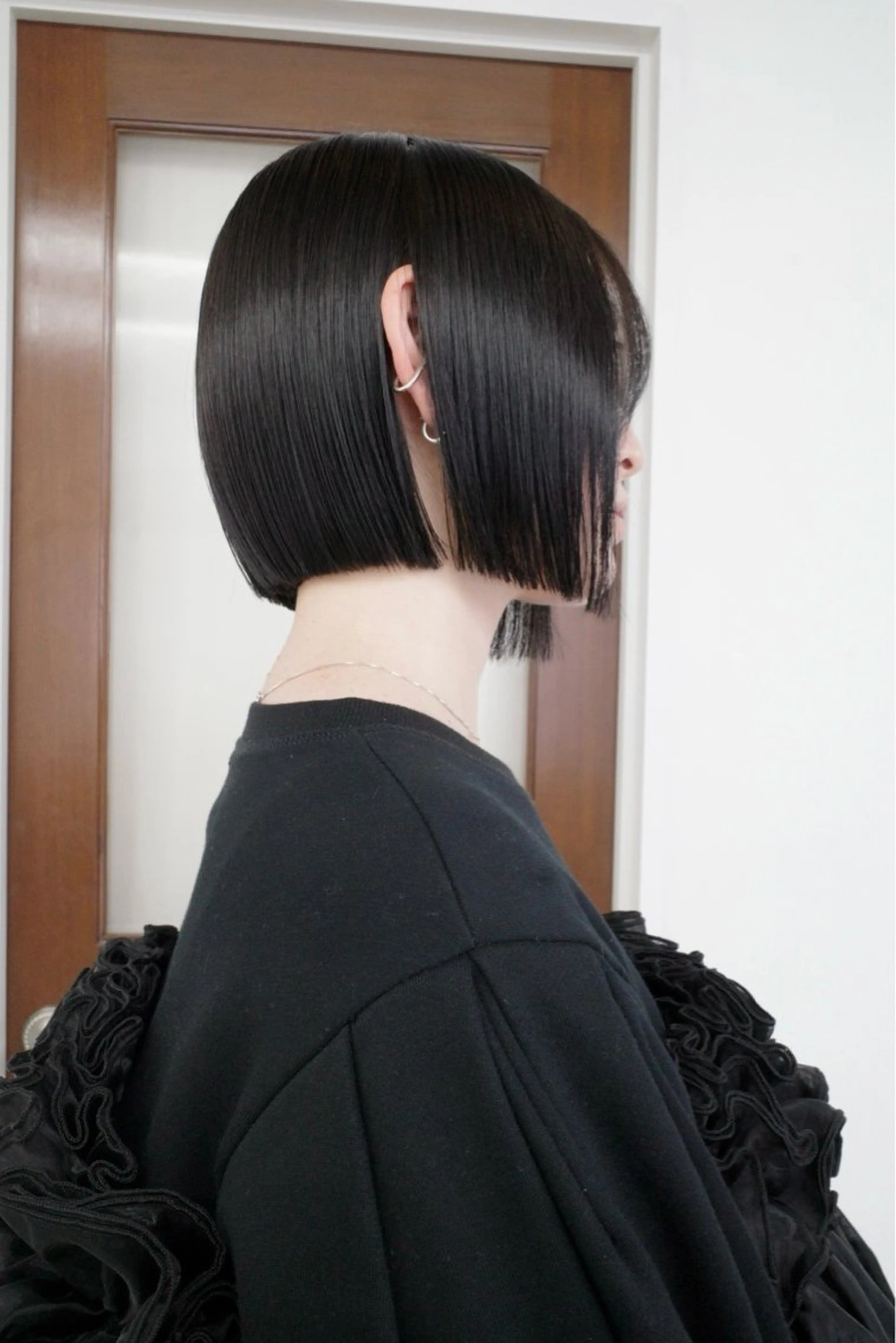 ミディアム カット ヘアカラー 葉 /レイヤーカットのヘアスタイル