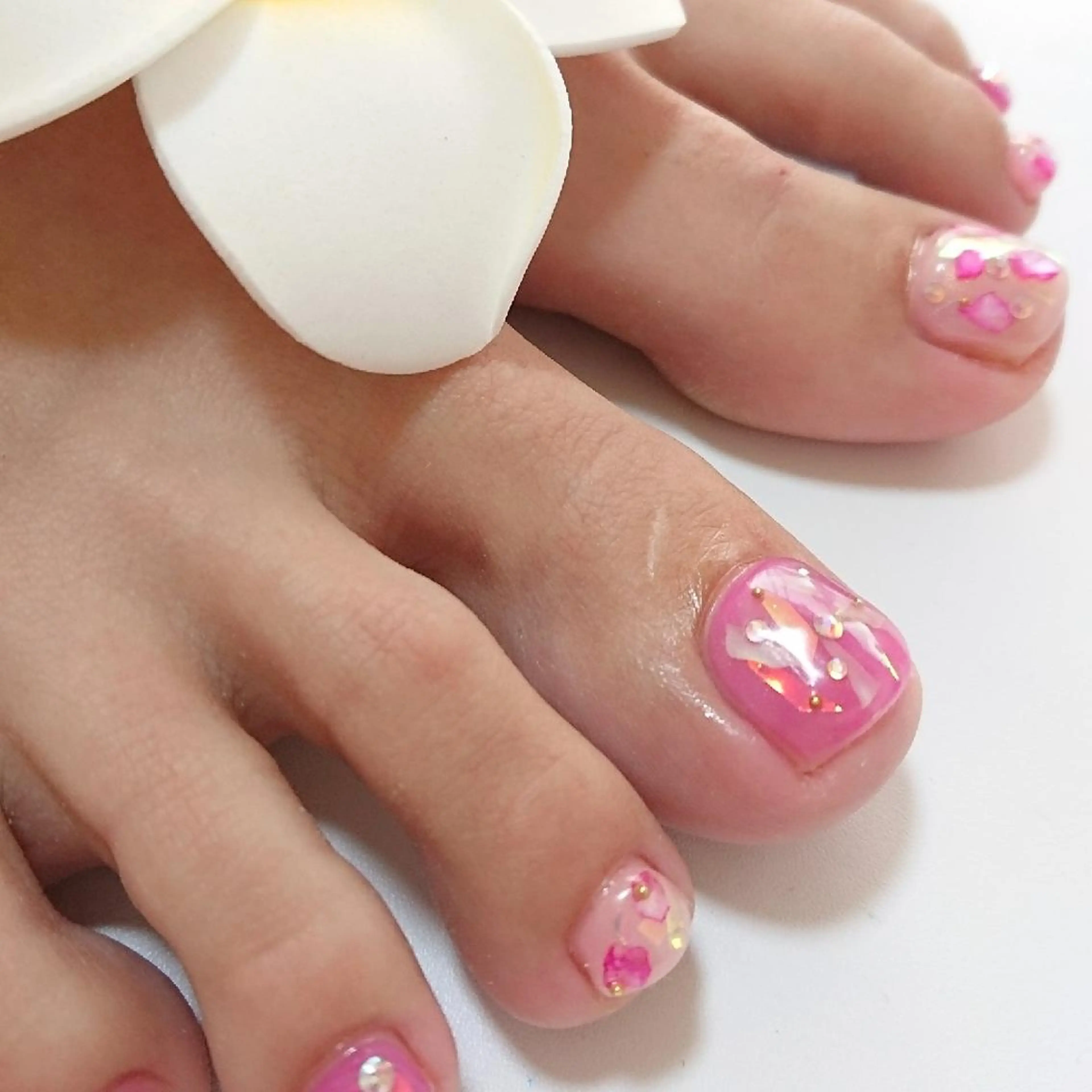 ネイル フットネイル 大城 裕麻のネイルデザイン