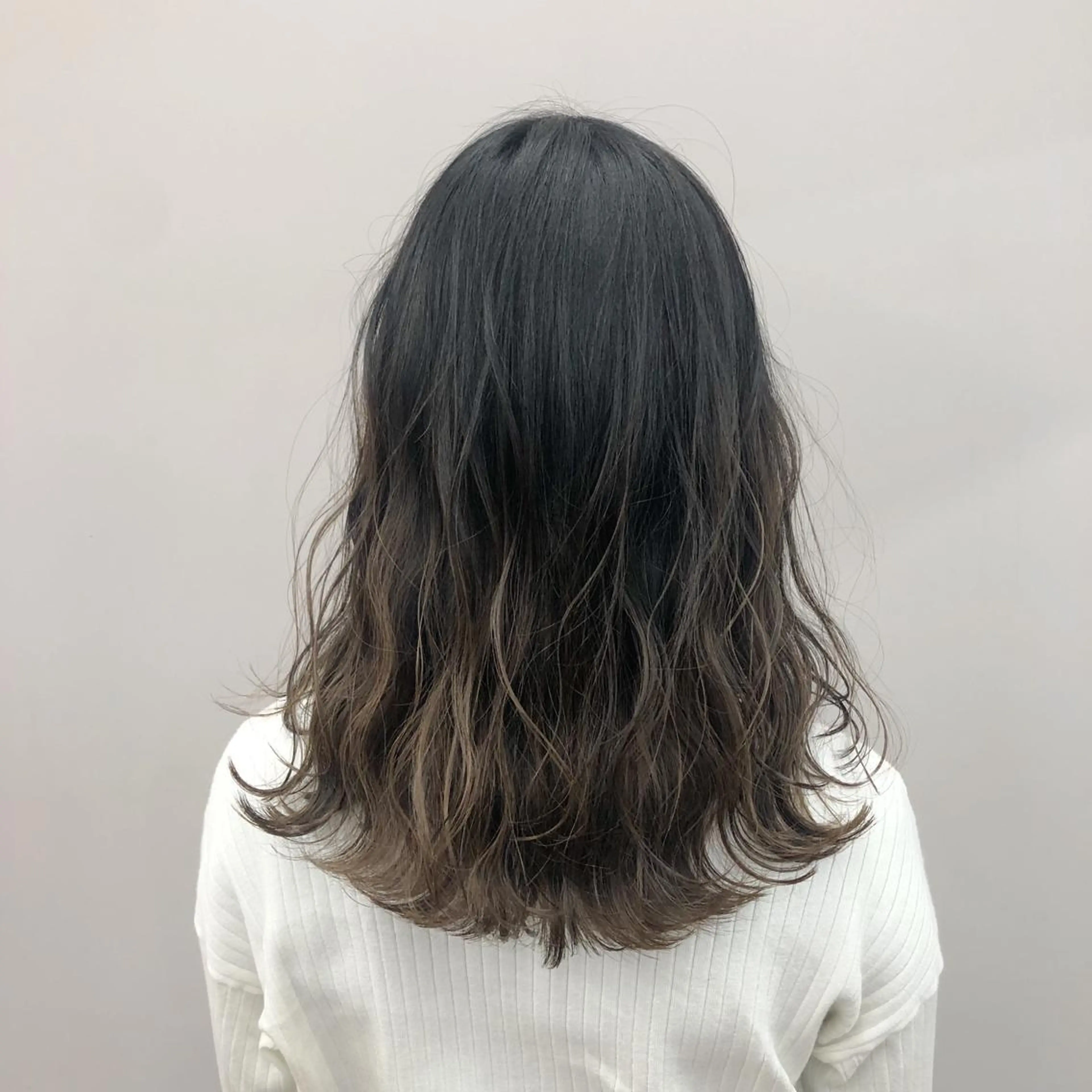 ミディアム 関 京磨のヘアスタイル