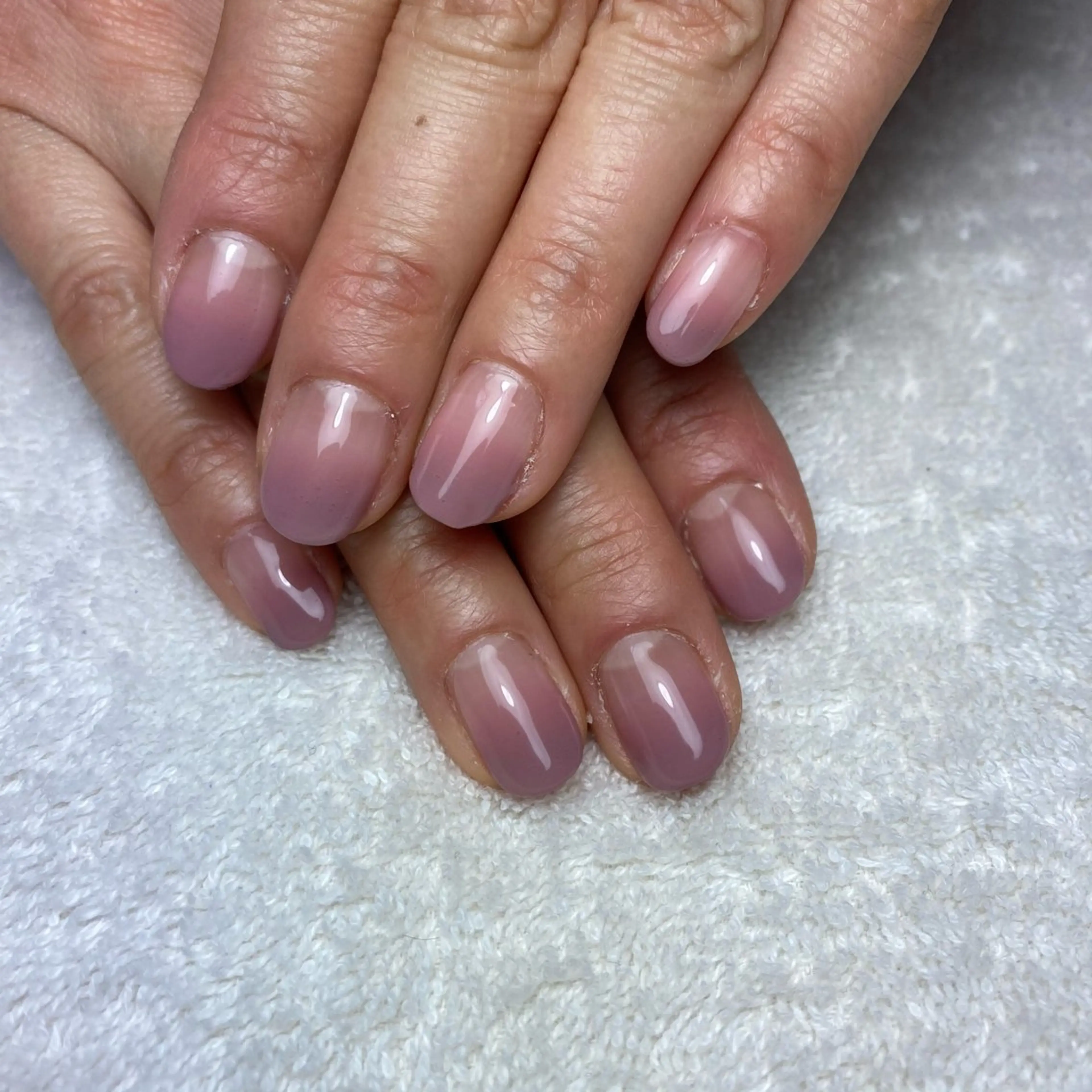 ネイル グラデーション オフィスネイル シンプルネイル ハンドネイル COCO +のエステ・リラクイメージ