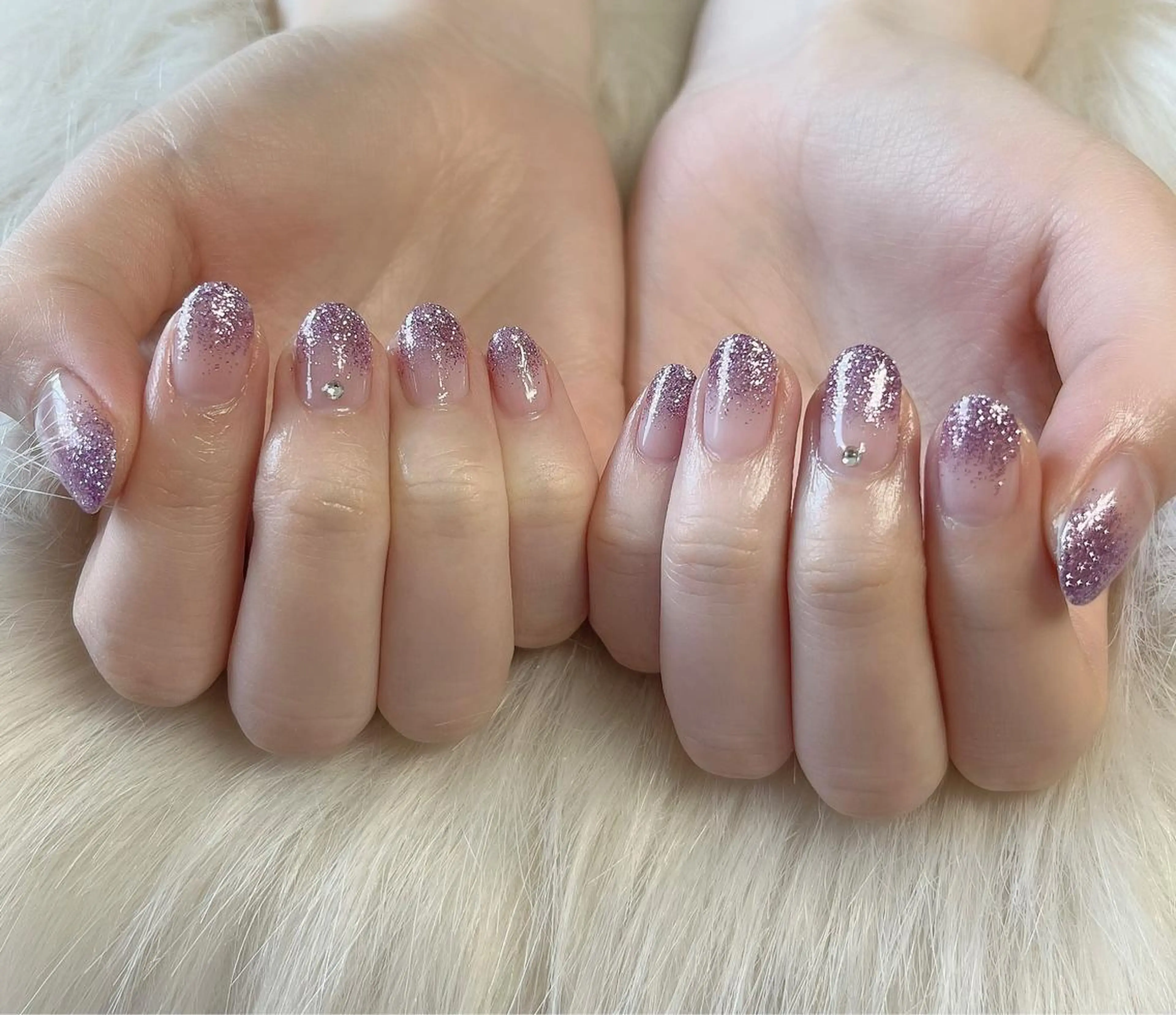 ネイル グラデーション ラメ(グリッター) ラメグラデーション Nail Salon Momoのネイルデザイン