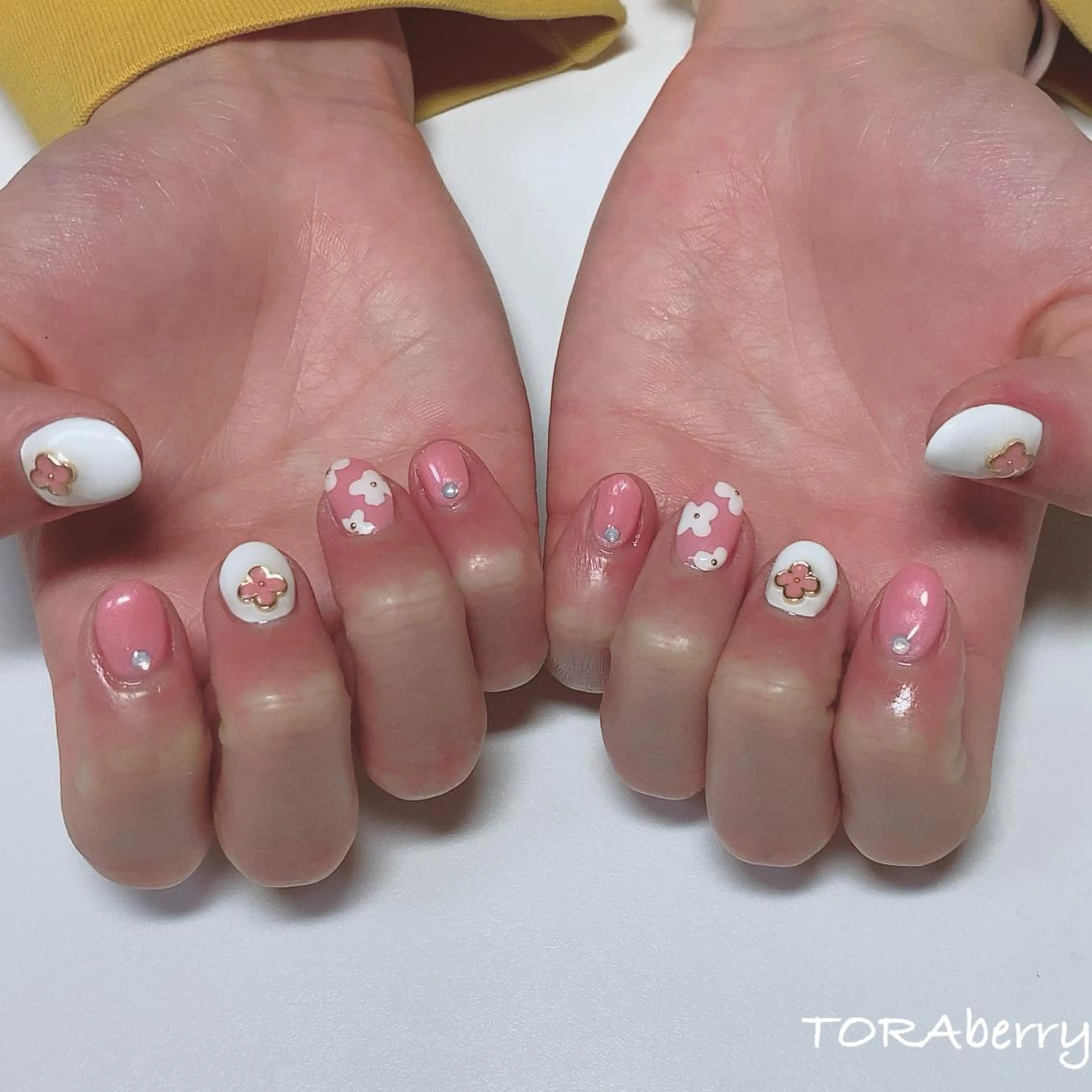 ネイル ハンドネイル ネイリスト なつみのネイルデザイン