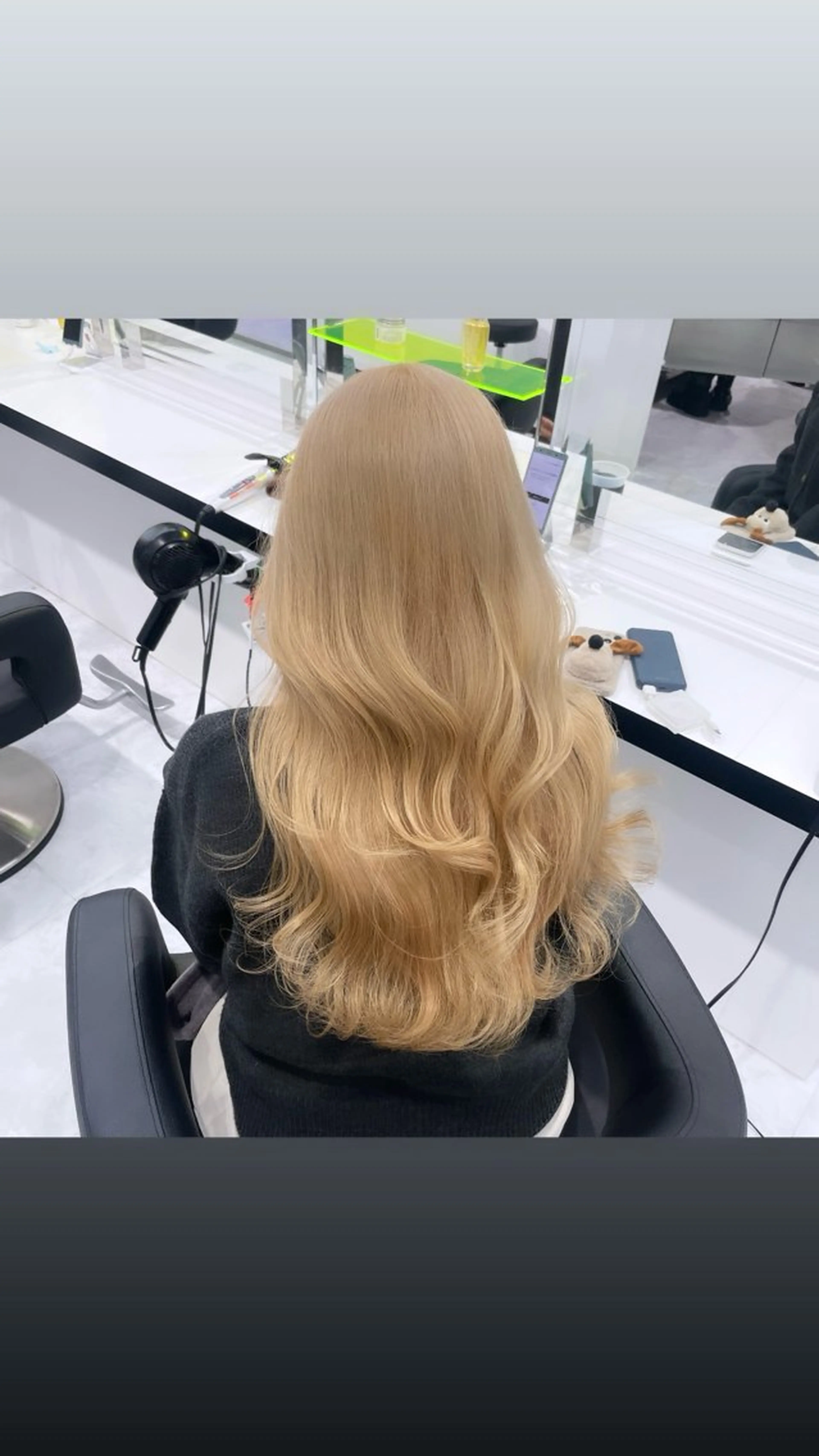 ロング ‎🤍札幌ハイトーン 🤍シンゴのヘアスタイル