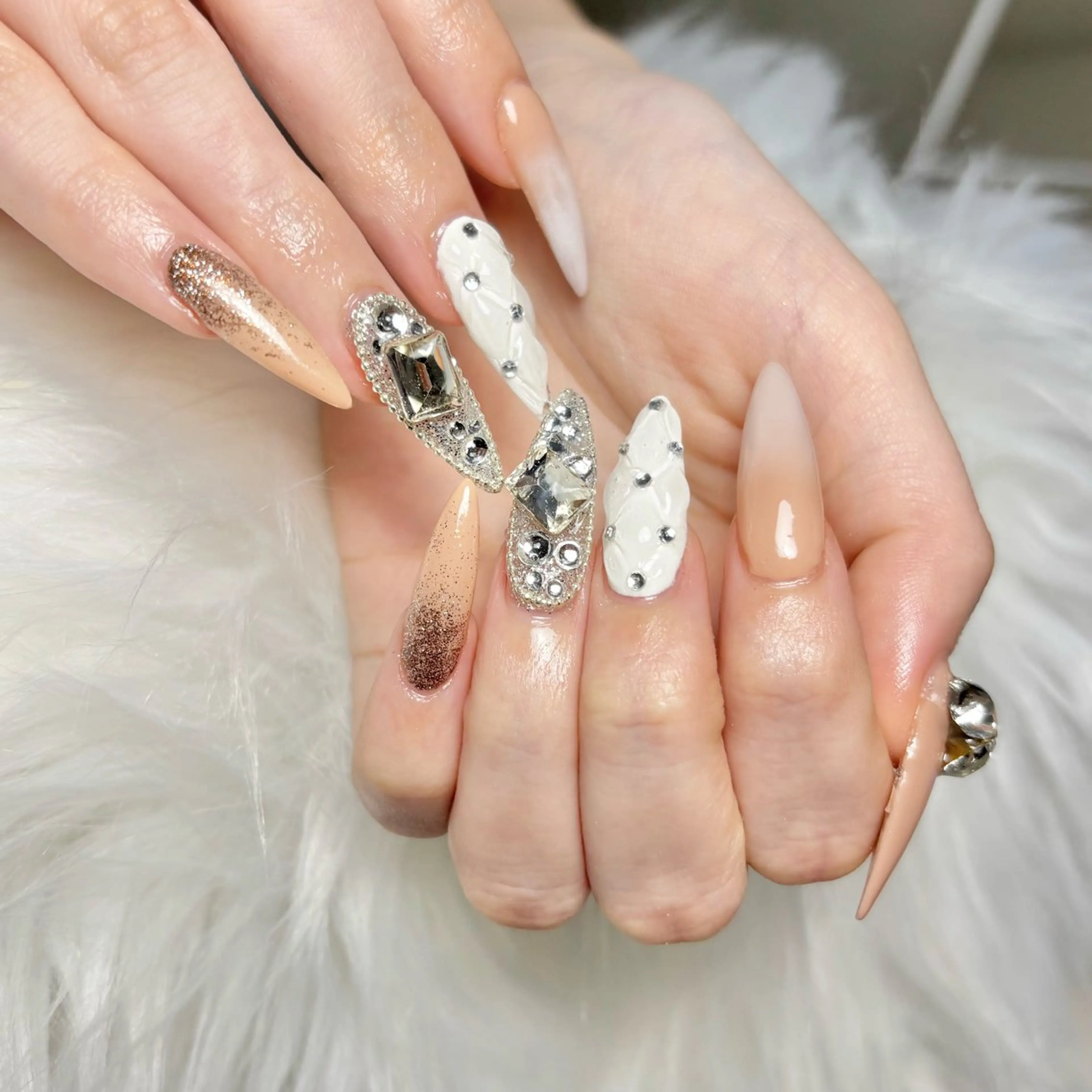 ネイル ハンドネイル NAILSALON 【CHOUCHOU】のネイルデザイン