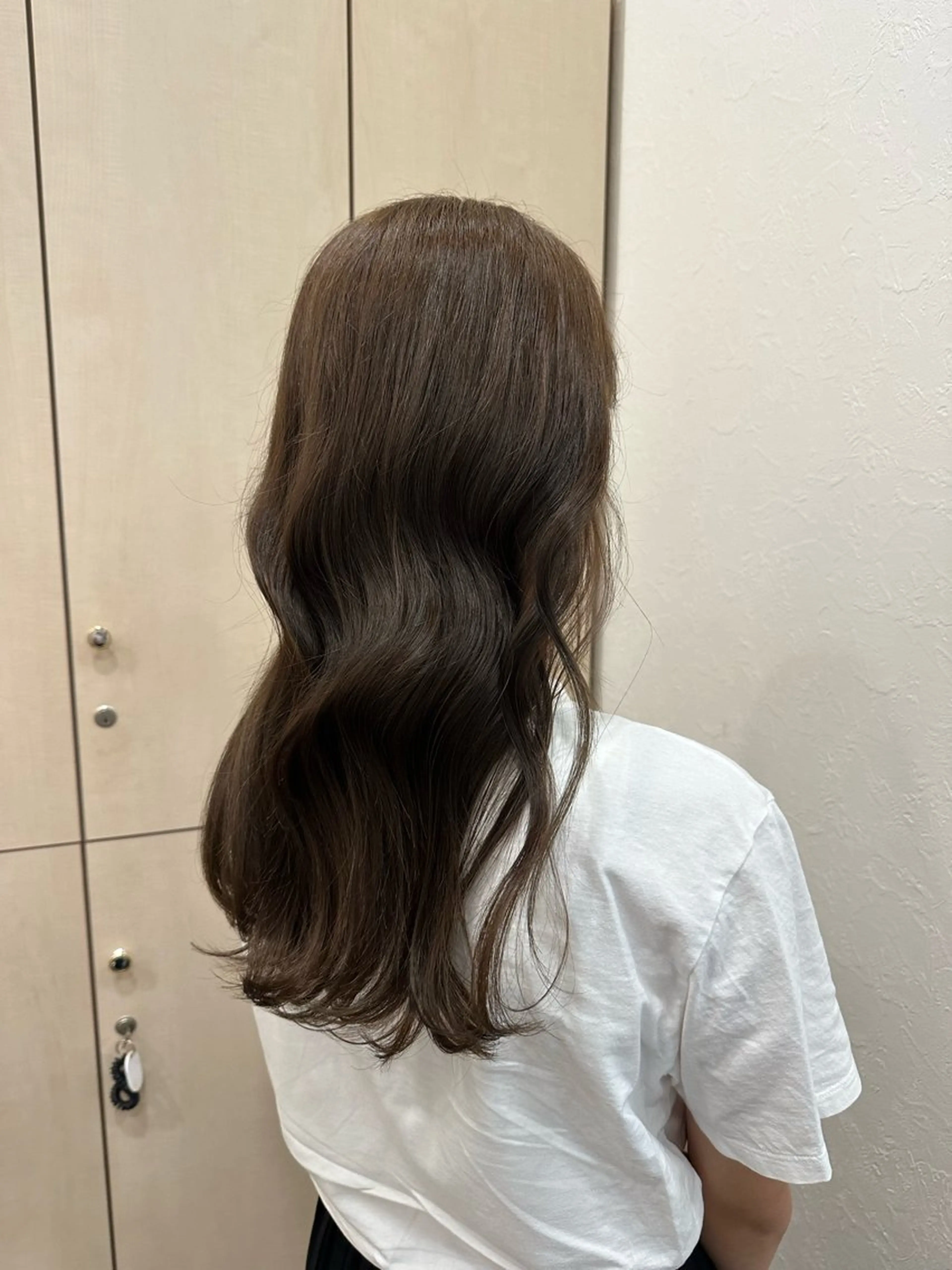 カラー Miki .のヘアスタイル