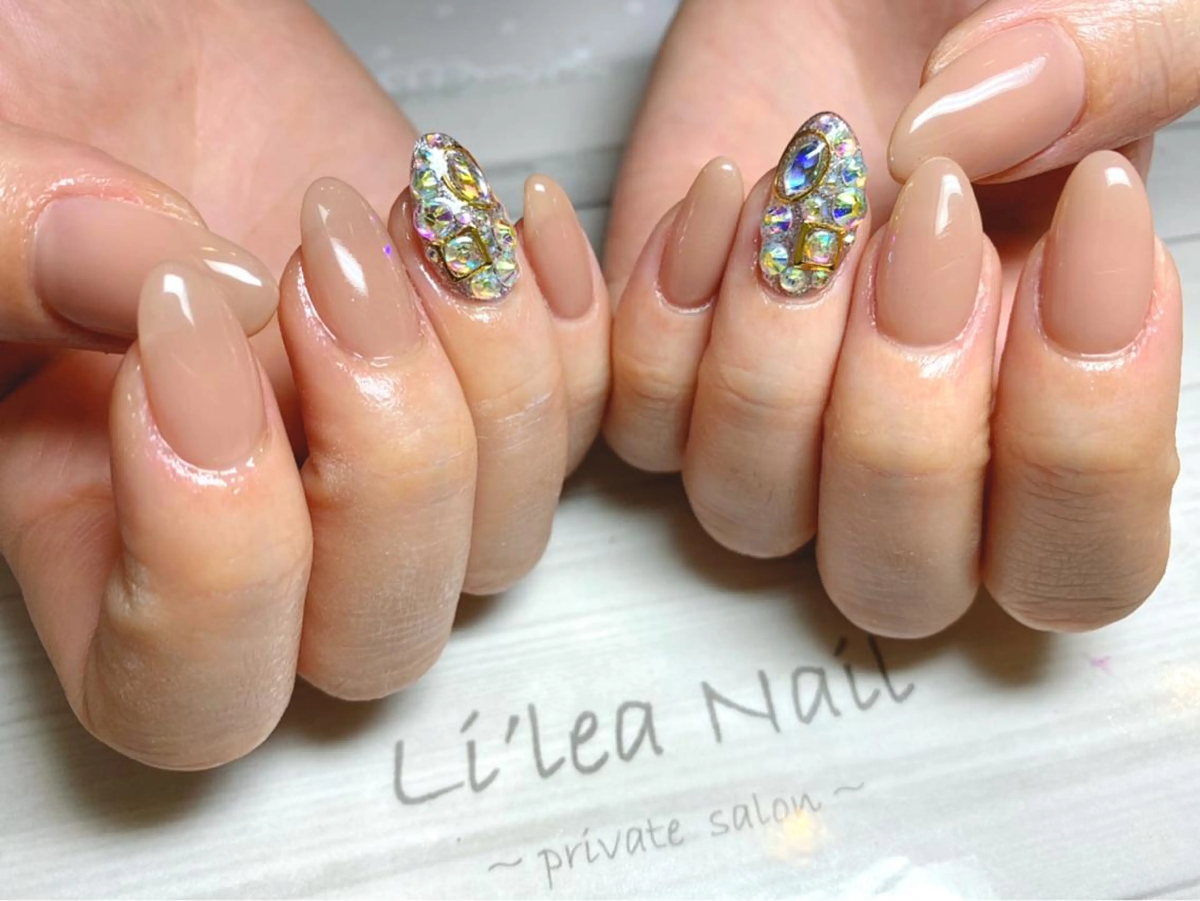 ネイル Li'leaNail AINAのネイルデザイン