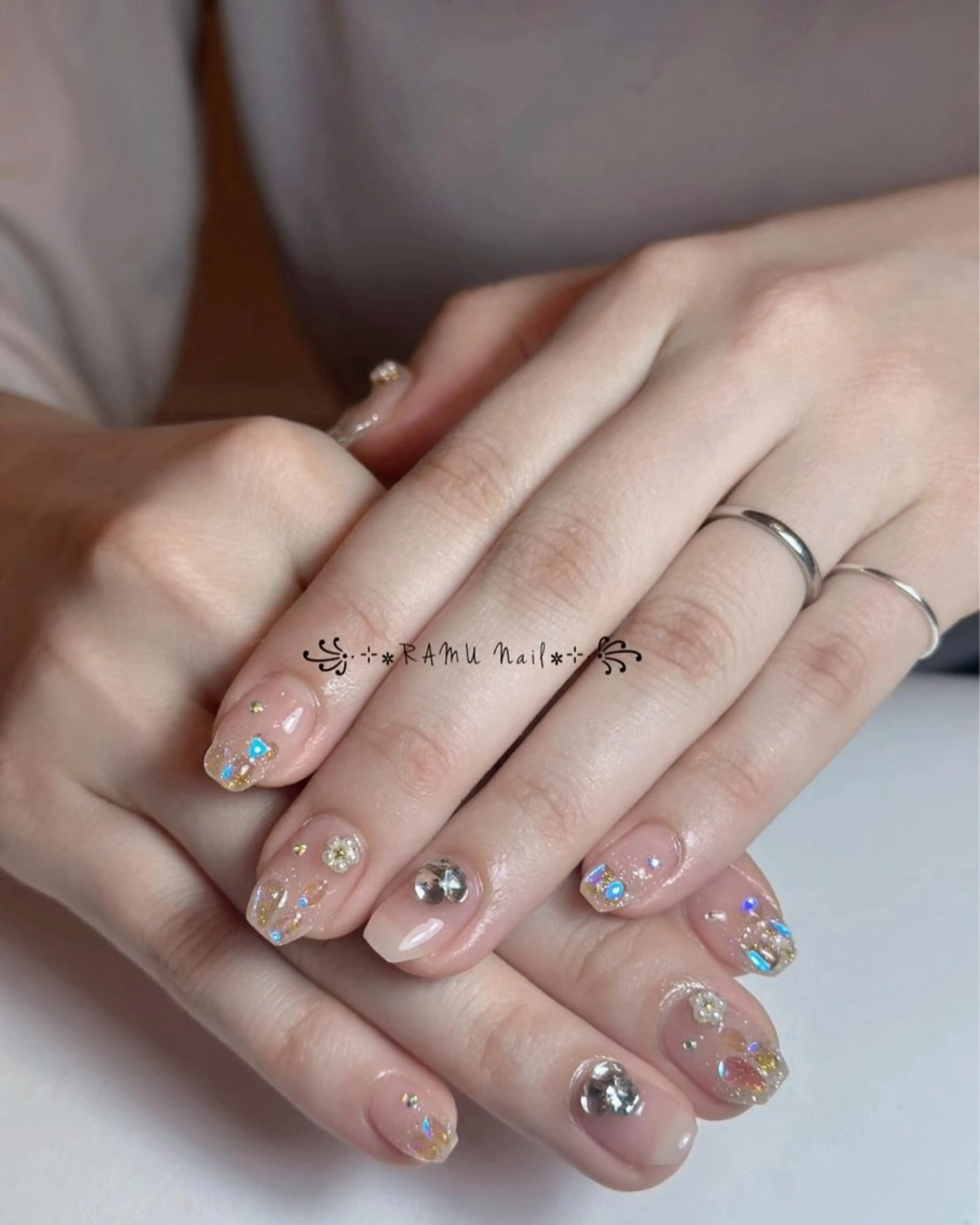ネイル チークネイル フレンチネイル グラデーション キラキラネイル 韓国ネイル RAMU Nail 恵比寿店のネイルデザイン