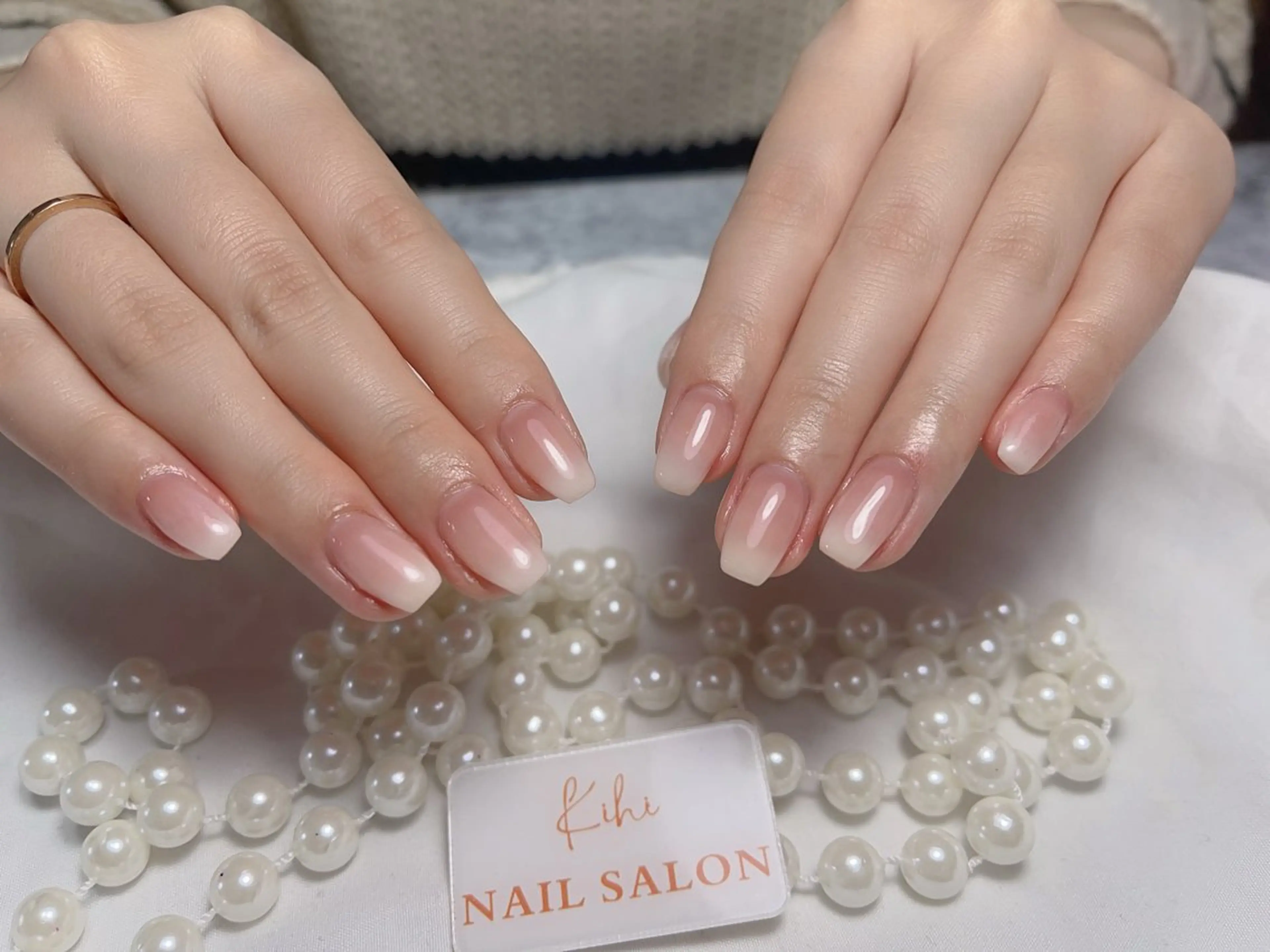 ネイル アートネイル フレンチネイル ジェルネイル グラデーション 韓国ネイル ハンドネイル 💕鈴木ユリ パラジェル/オフ無料のネイルデザイン