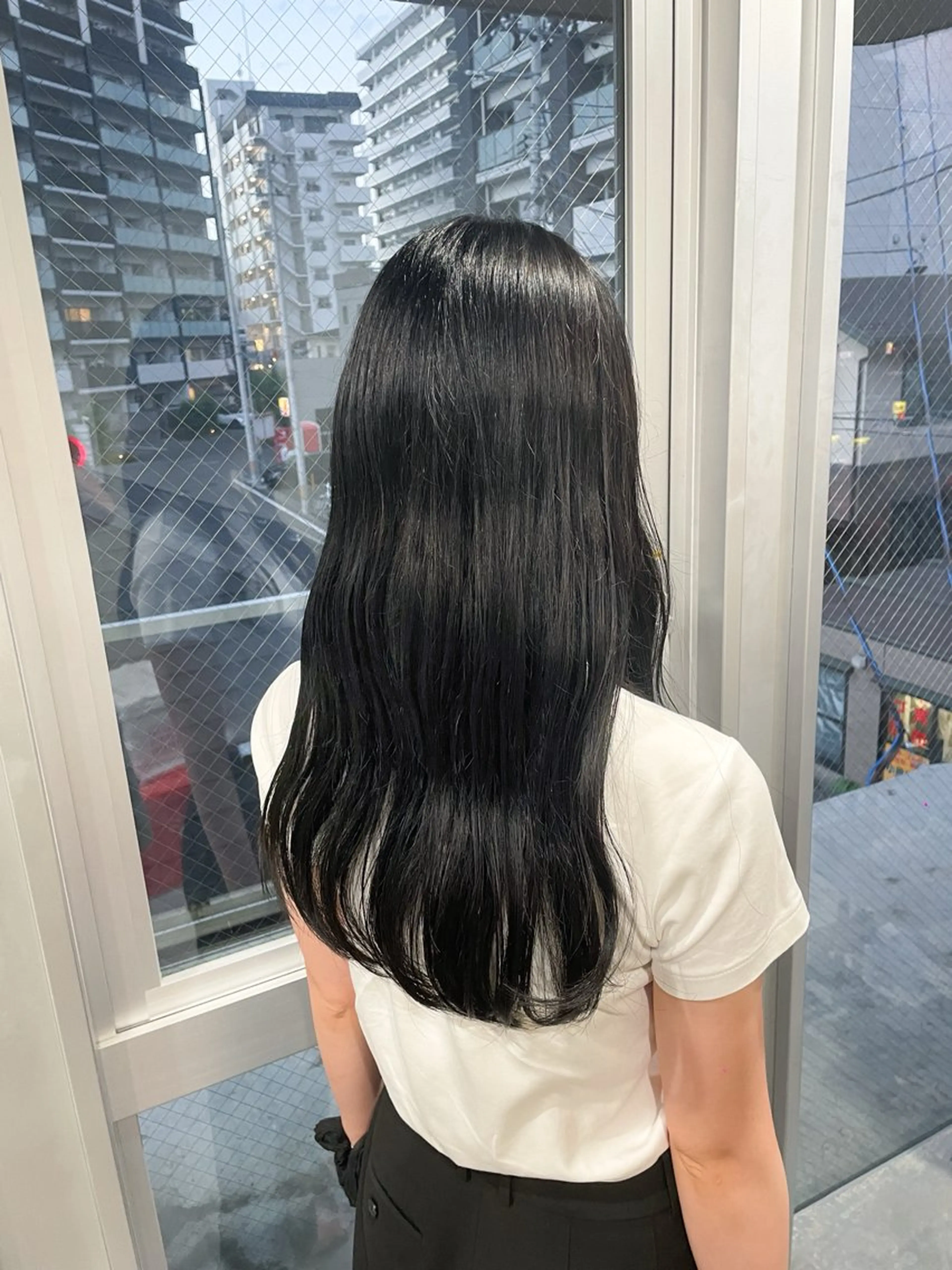 ロング 大坂谷 さくらのヘアスタイル