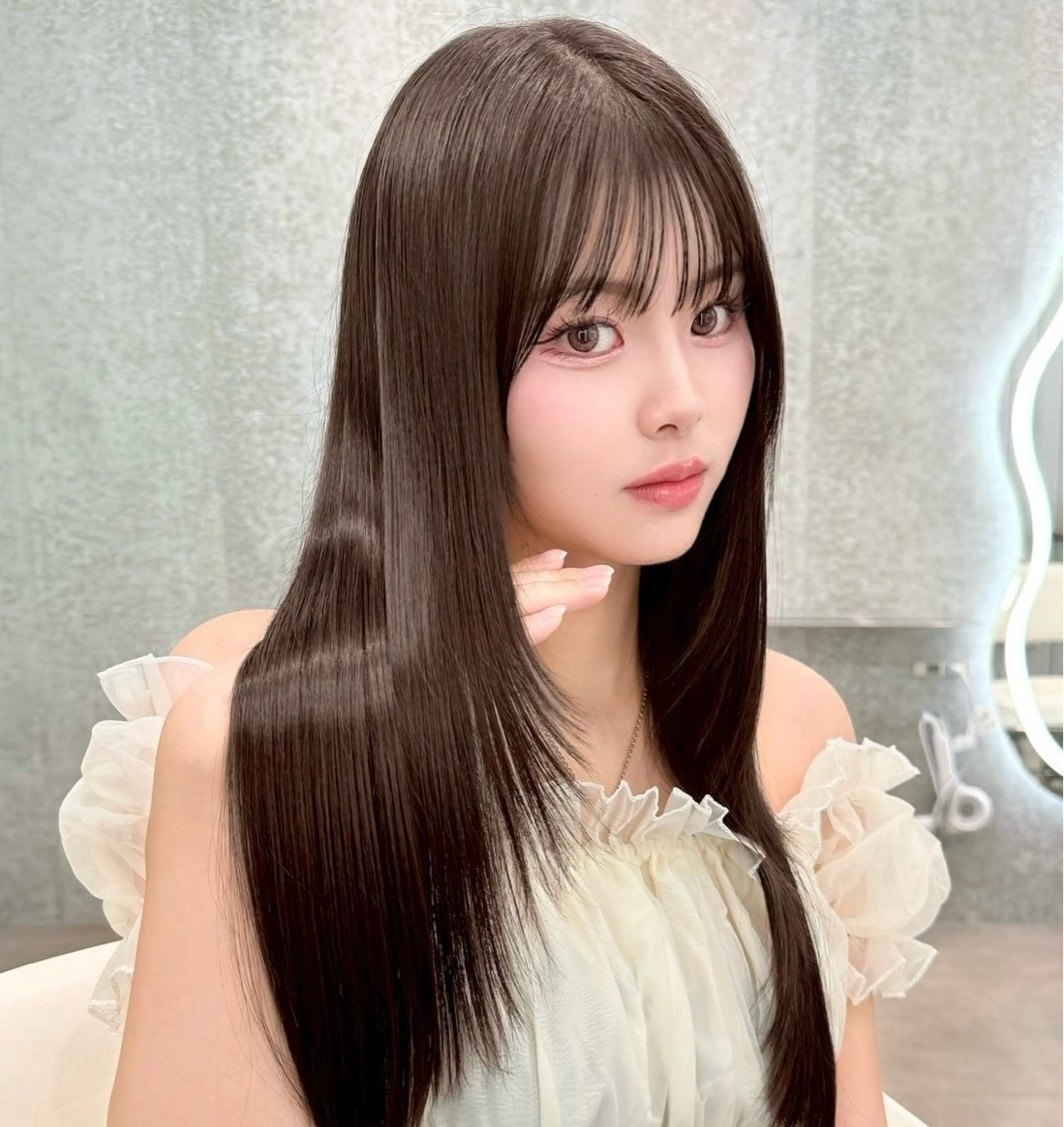 ロング カラー 切りっぱなしボブ ブリーチ ブリーチなしカラー ボブ 顔周りカット ♥️似合わせボブ/ 縮毛矯正/大和田拓夢のヘアスタイル