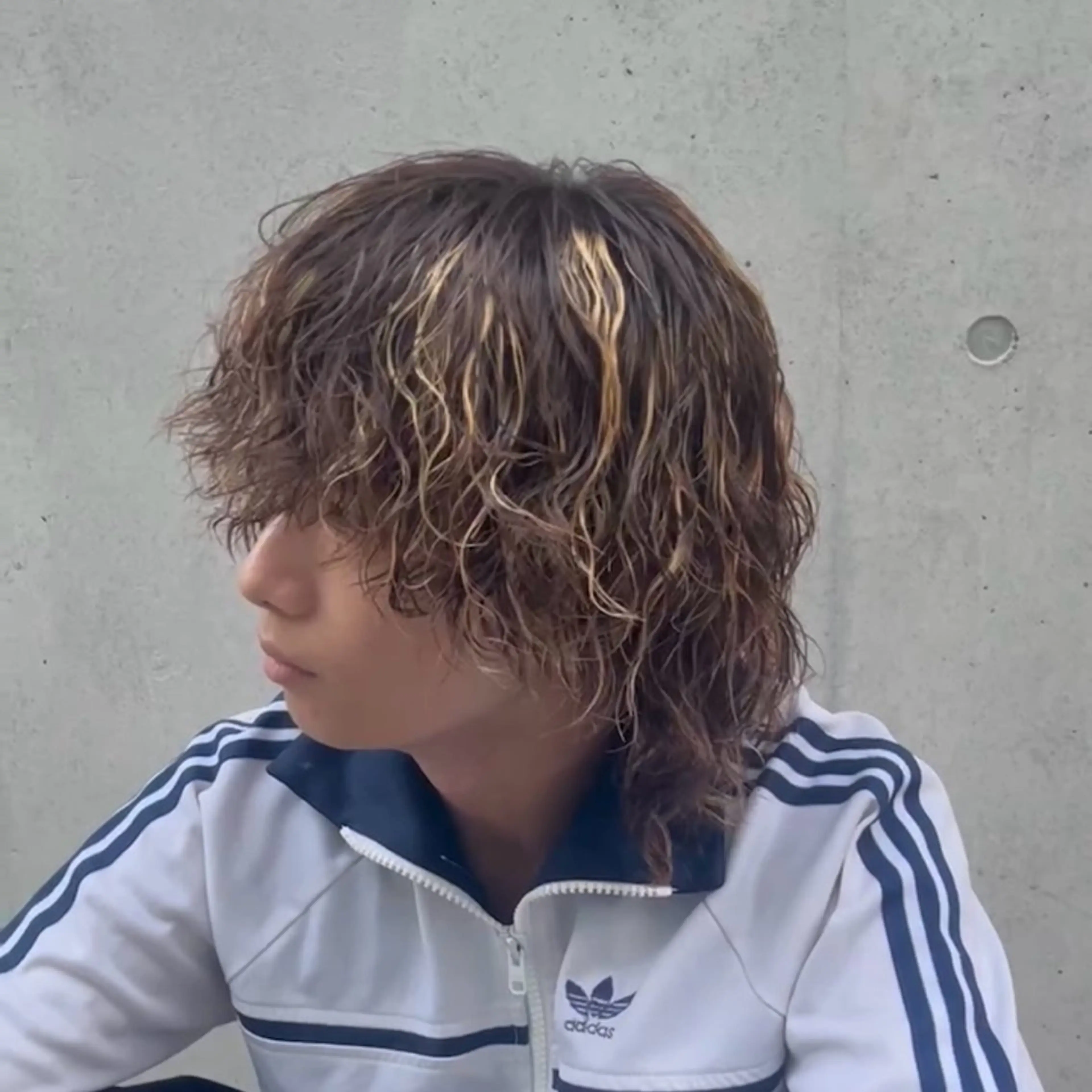 ミディアム カラー パーマ メンズ MINX/ボブ/ レイヤー/田中元翔のヘアスタイル