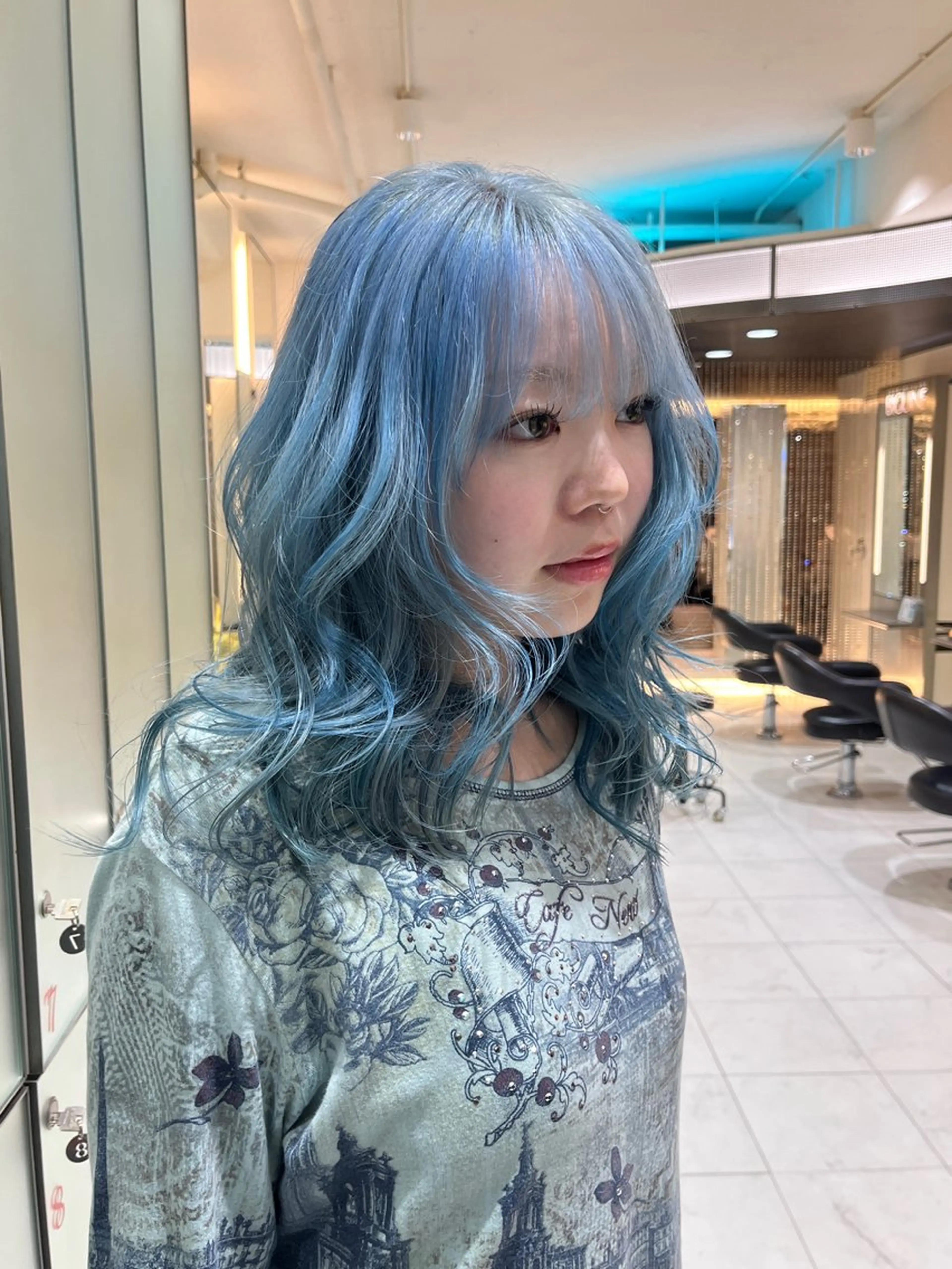 ロング 山﨑 ちなつのヘアスタイル