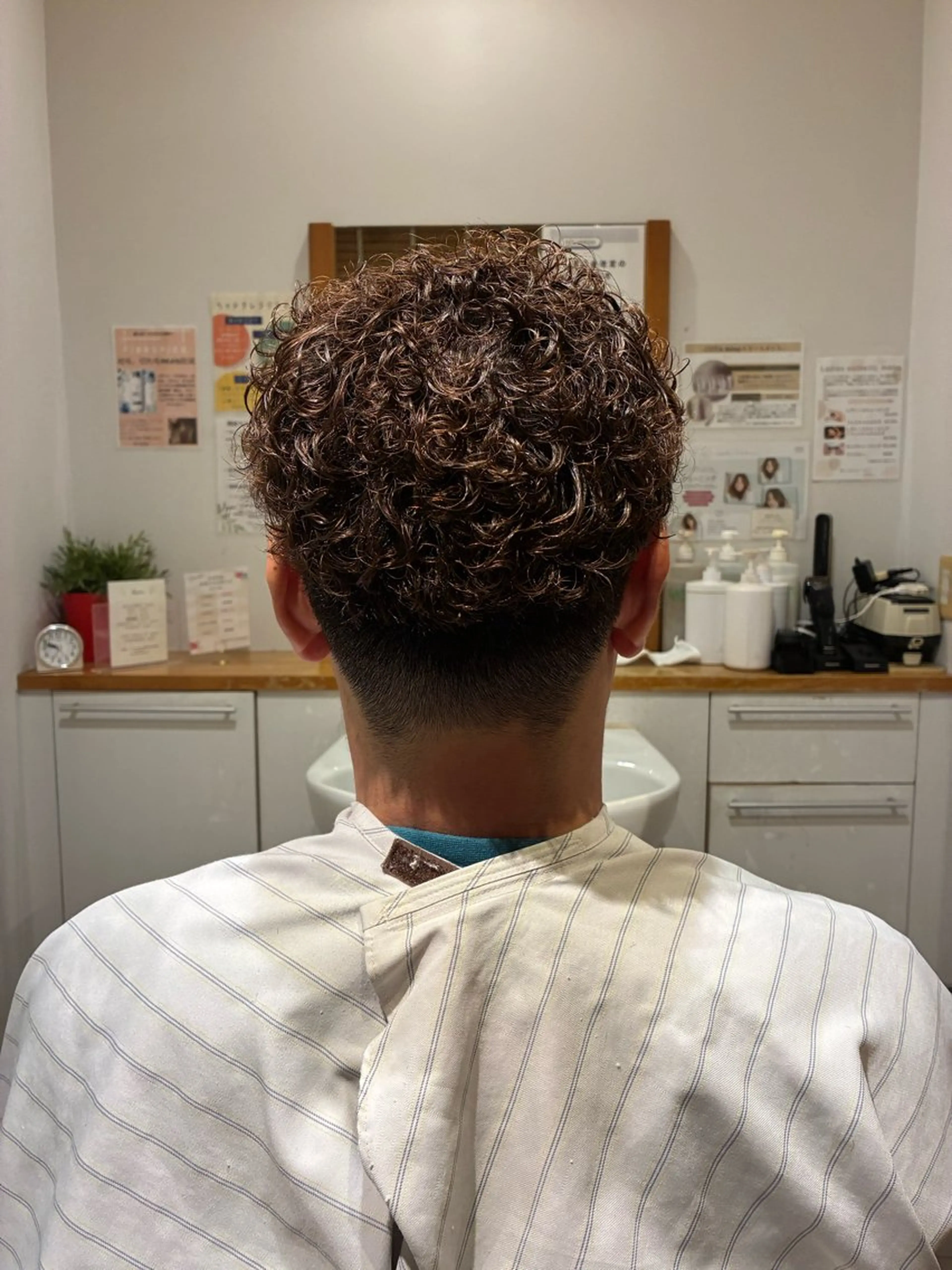 メンズ 刈り上げ カット パーマ 友永 風歌のヘアスタイル