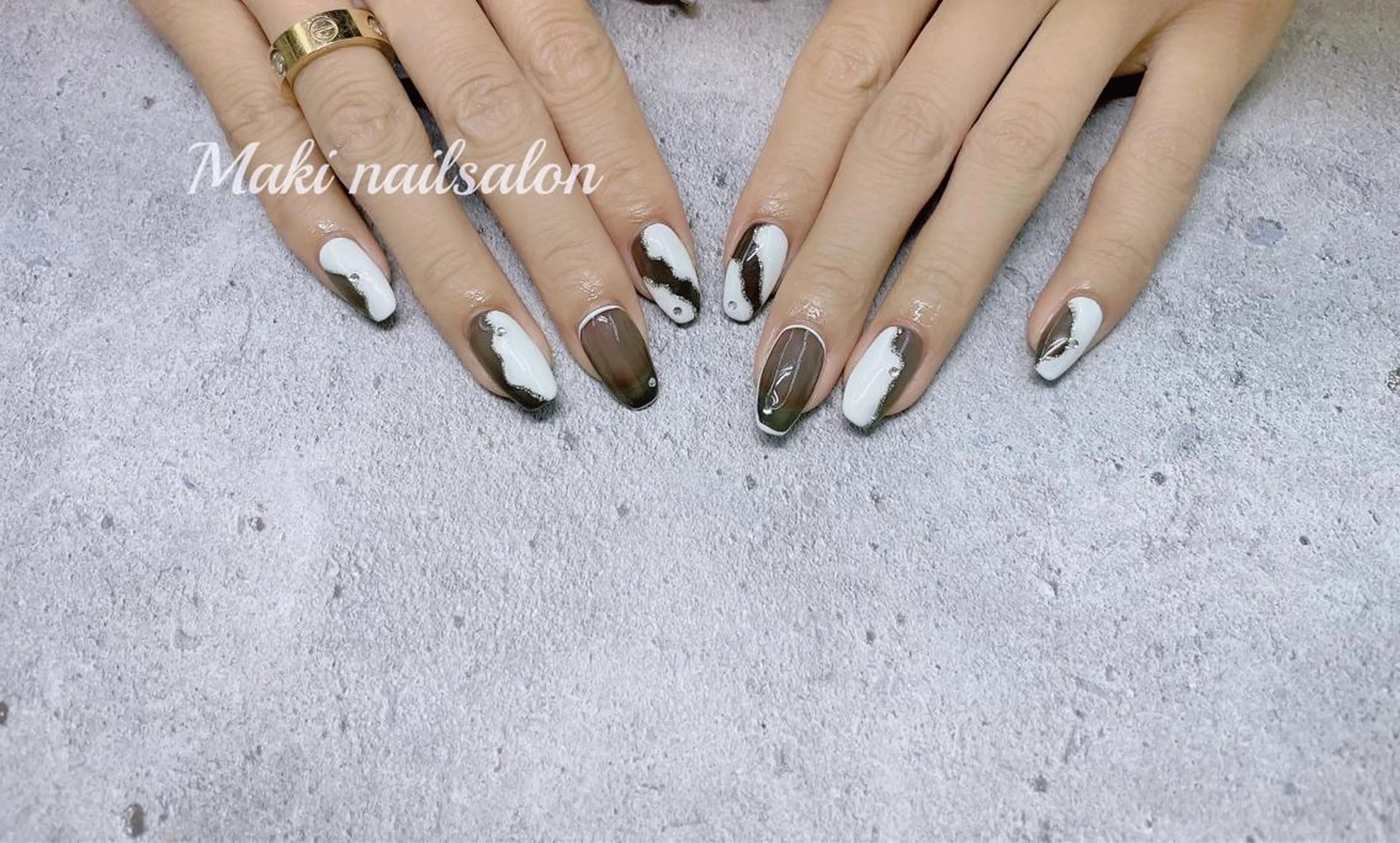 ネイル 持ち込み ハンドネイル マキ ネイルサロンのネイルデザイン