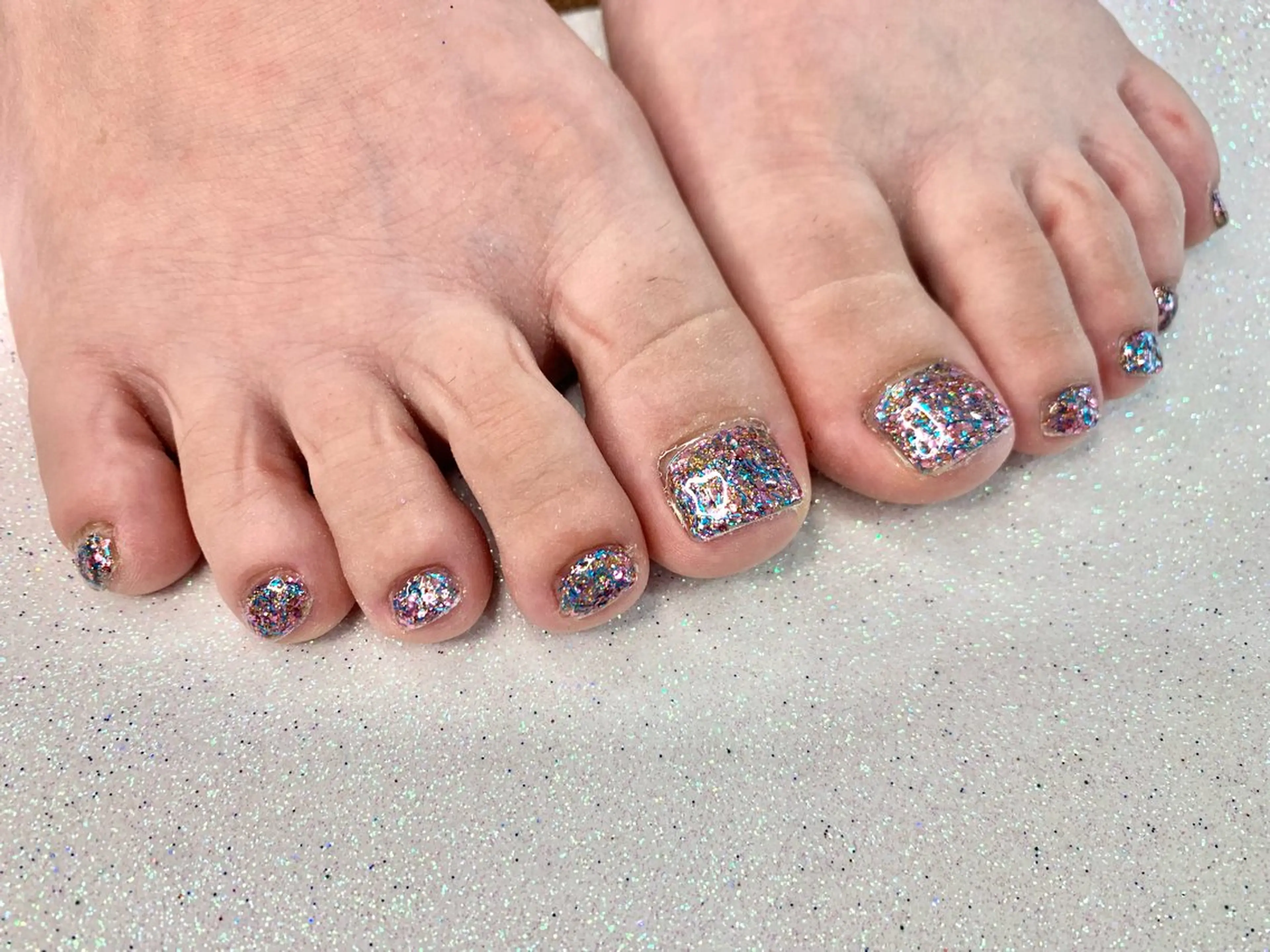 ネイル フットネイル VIERU YURIのネイルデザイン