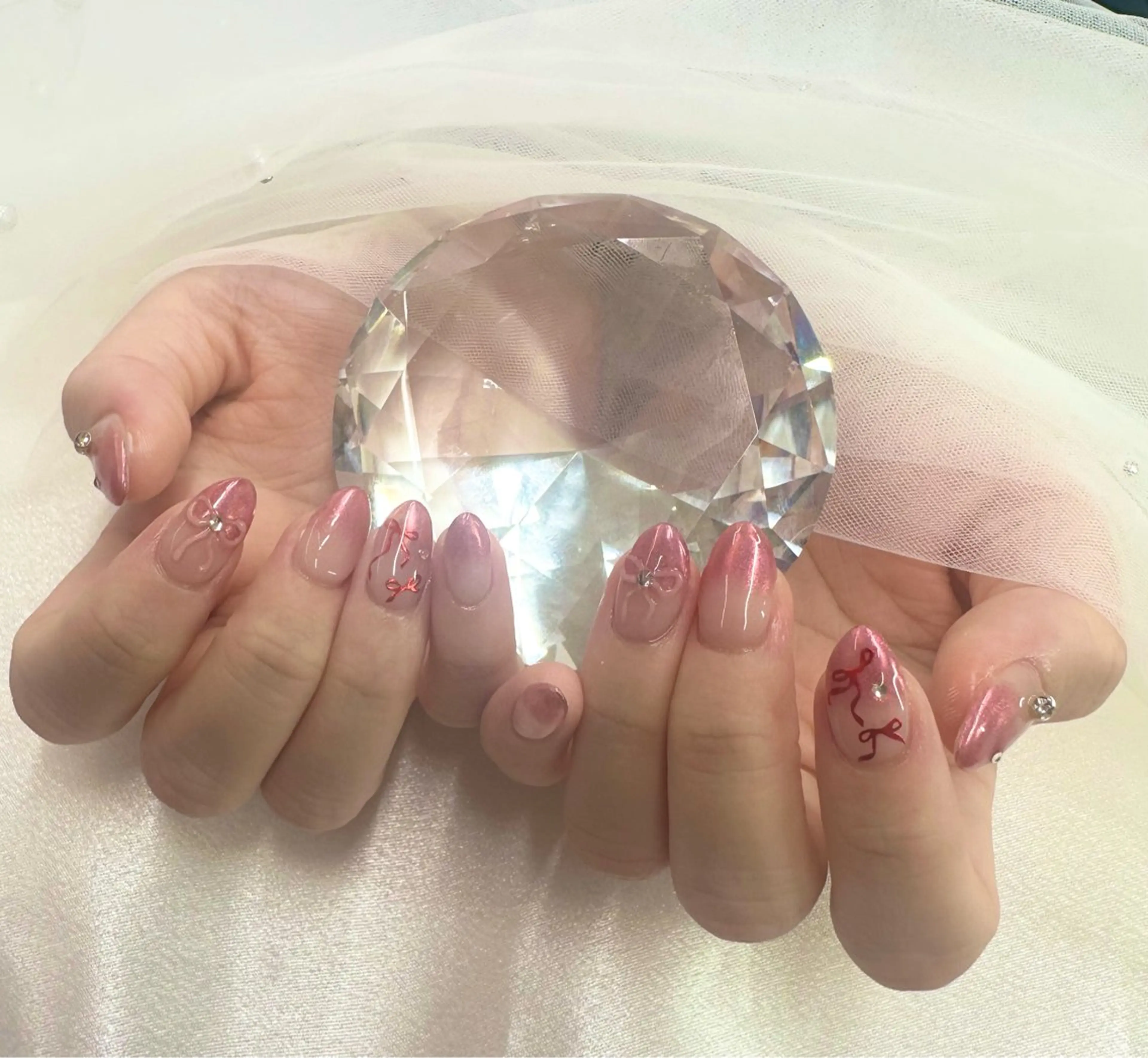 ネイル グラデーション ミラーネイル Pawtique nail salonのネイルデザイン