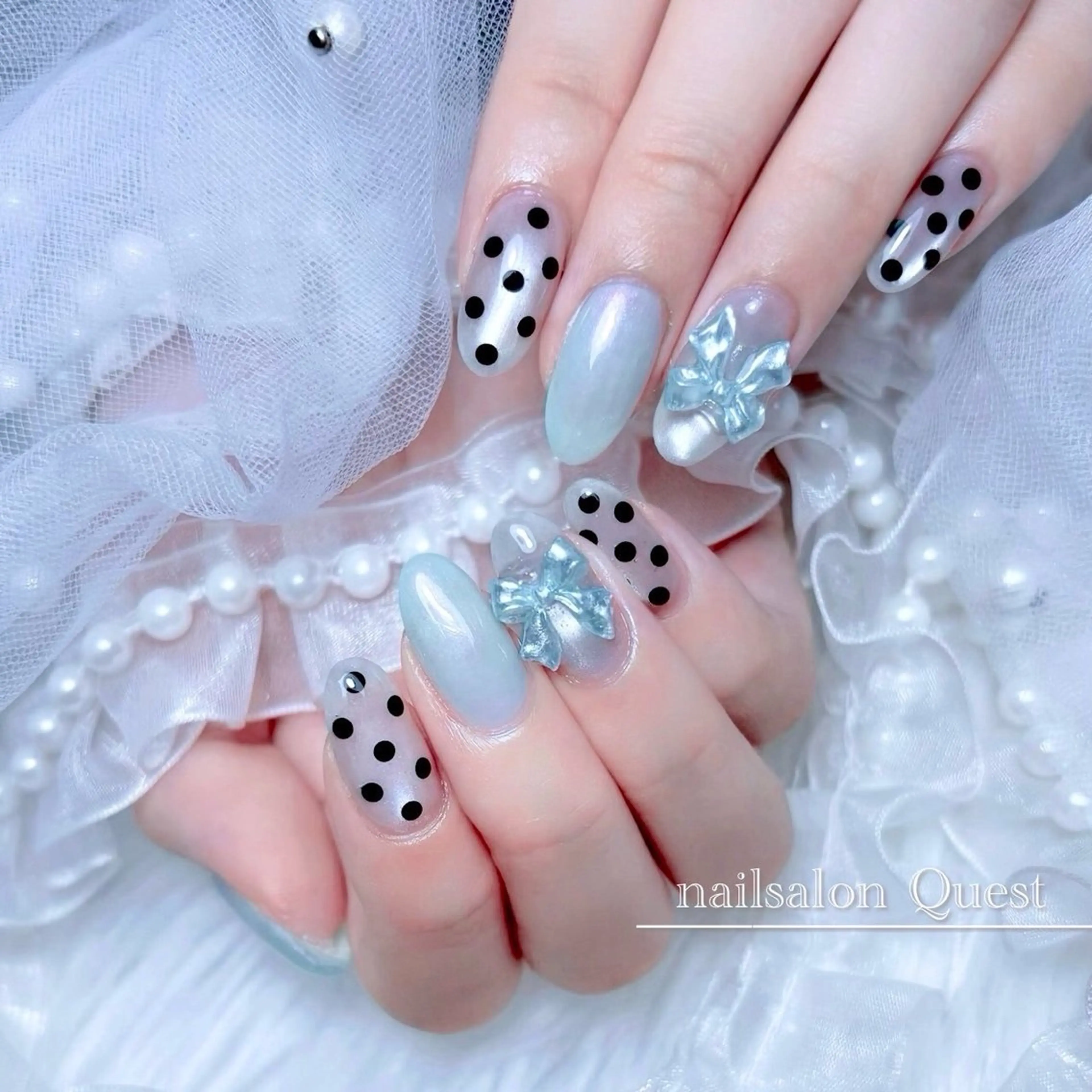 ネイル ドット ガーリー リボン nailsalon Questのネイルデザイン