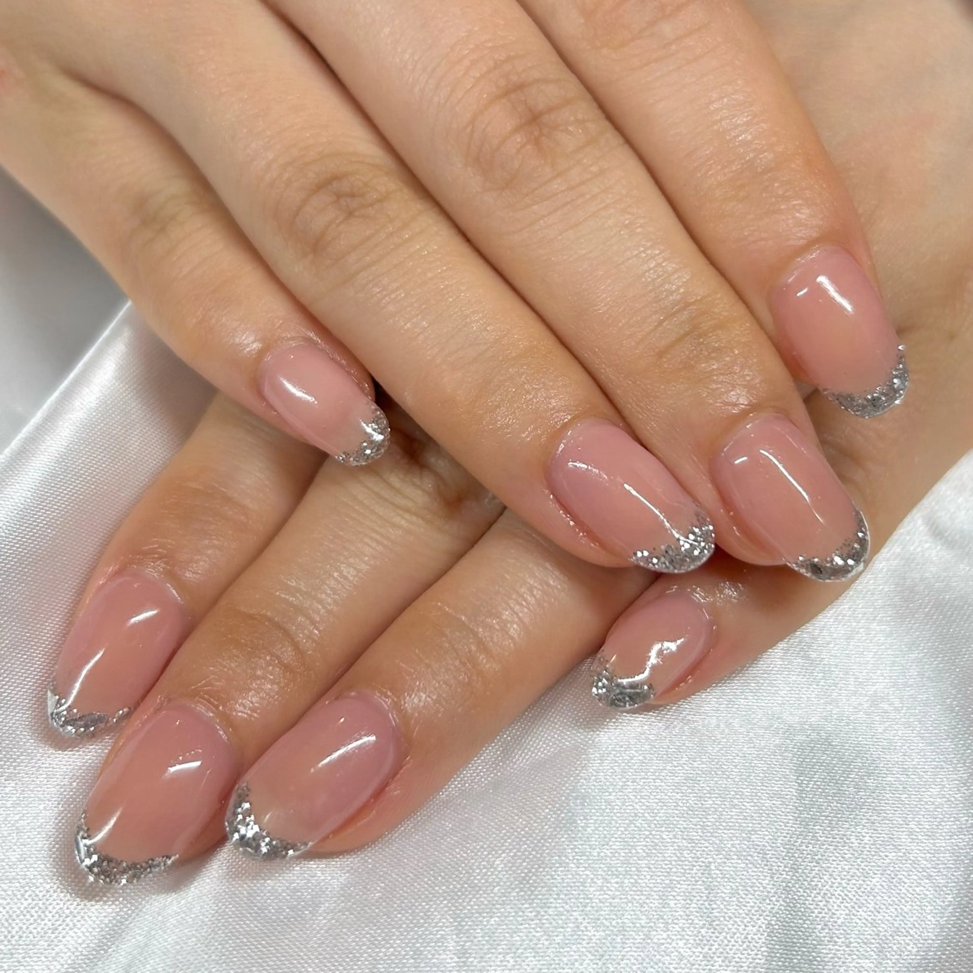 ネイル フレンチネイル ガラスフレンチ ピンク shine'an fuka🌿🫧のネイルデザイン