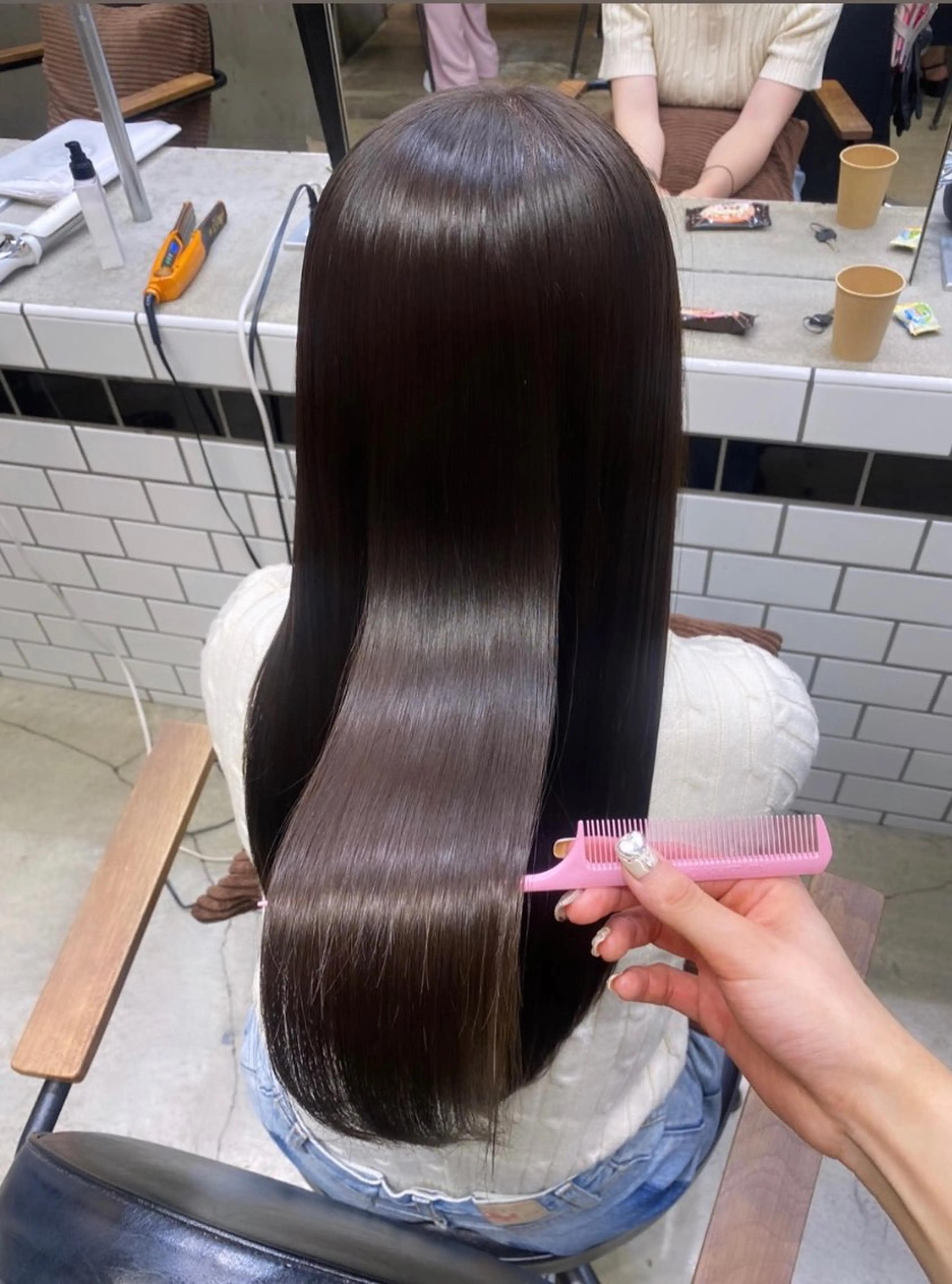 ロング カラー 縮毛矯正 トリートメント 韓国風レイヤーカット 🍒サンジキ アカリのヘアスタイル