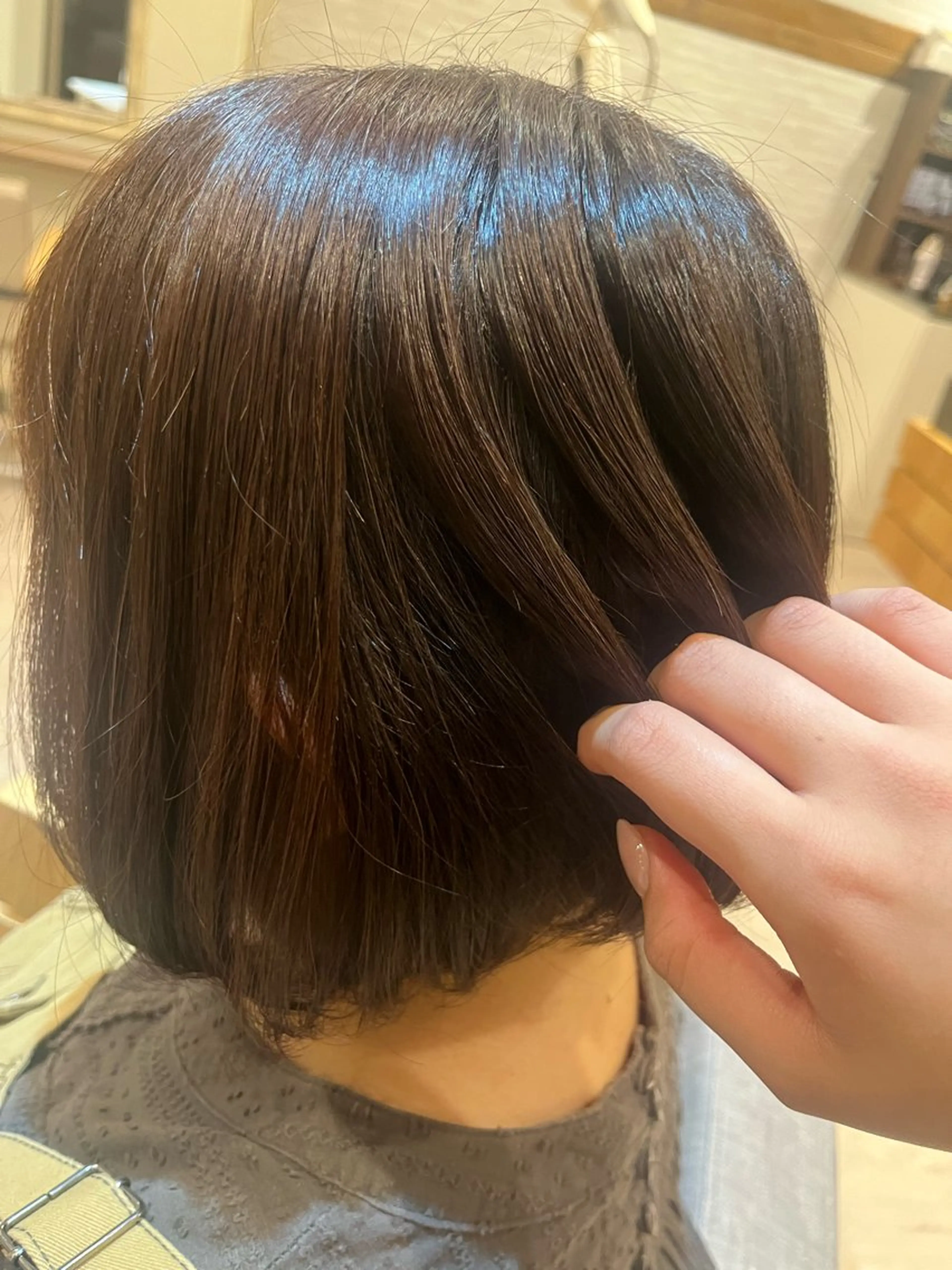 カラー 鈴木 彩花のヘアスタイル