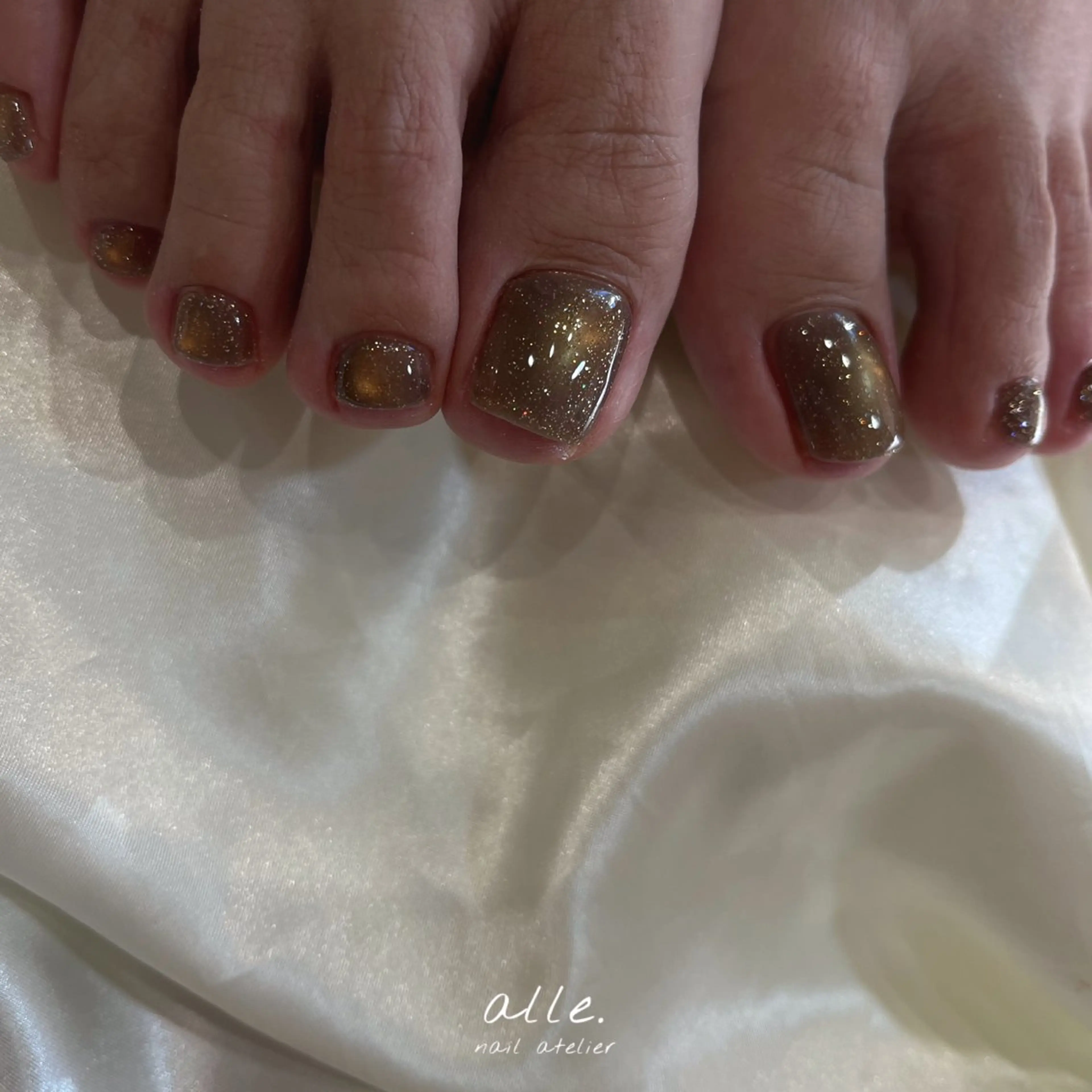 ネイル フットネイル atelier alle.のネイルデザイン