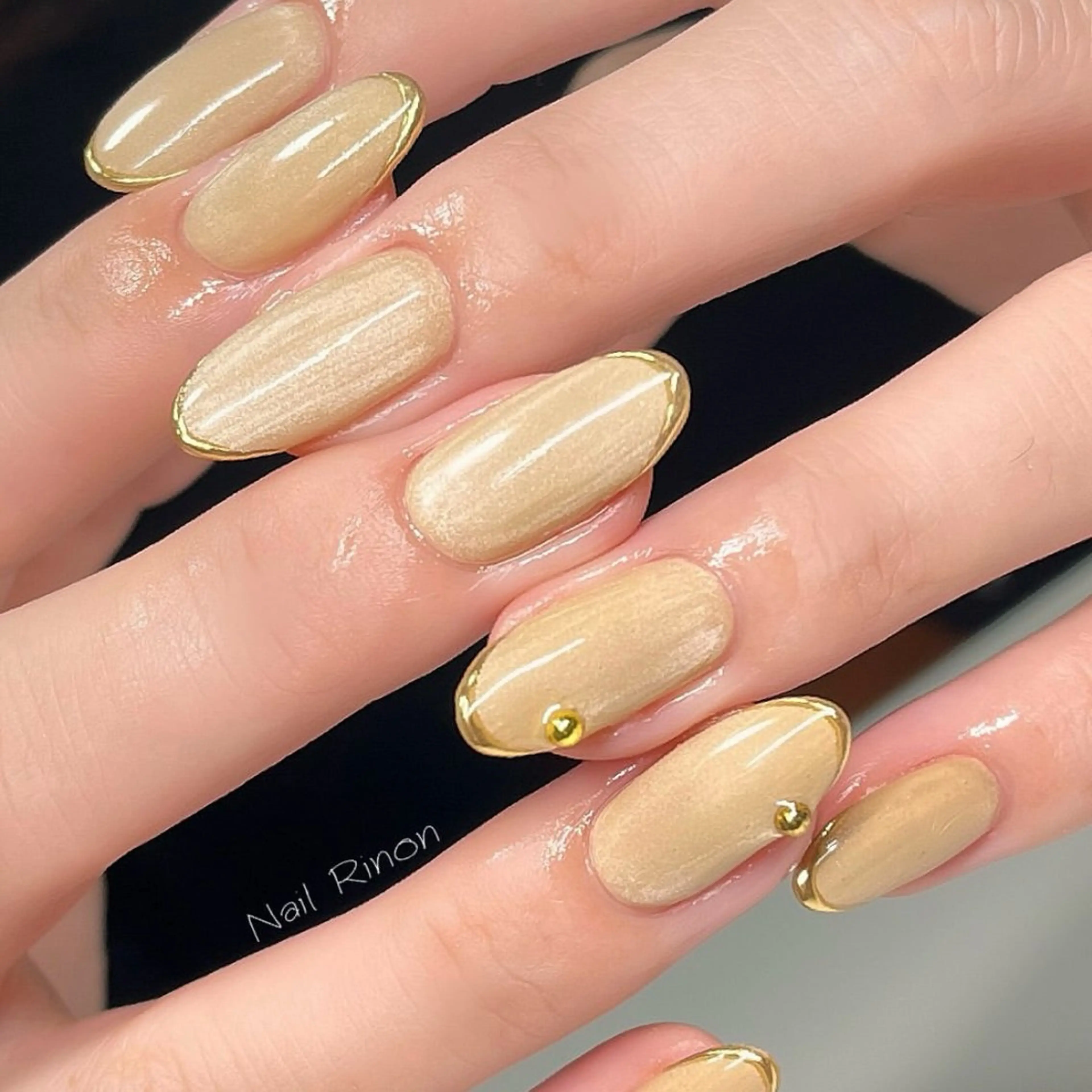ネイル マグネットネイル ハンドネイル Nail Rinonのネイルデザイン