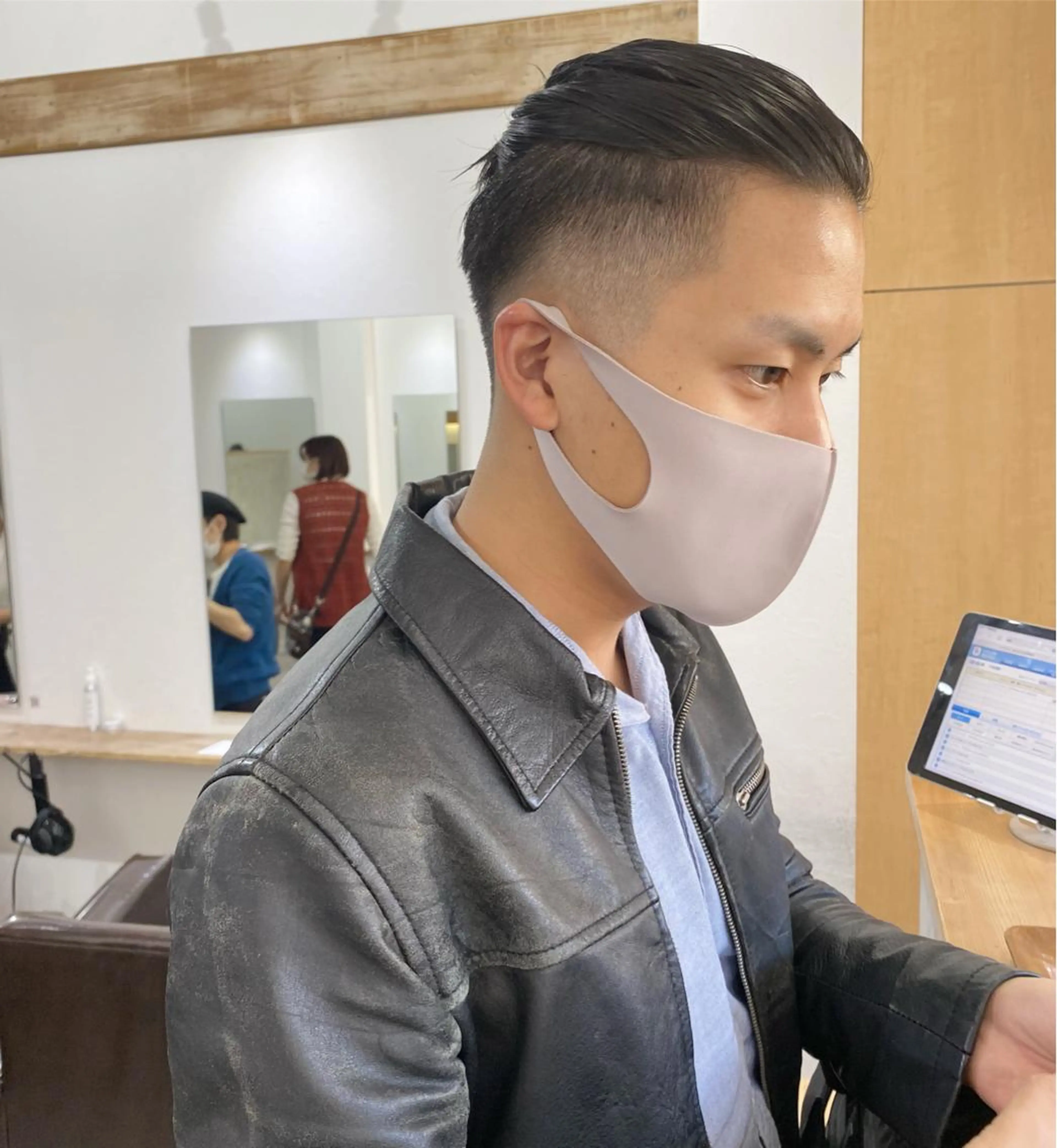 ショート メンズ マンバンヘア 刈り上げ カット 森貴裕/ベージュ/ パーマ/オリーブのヘアスタイル