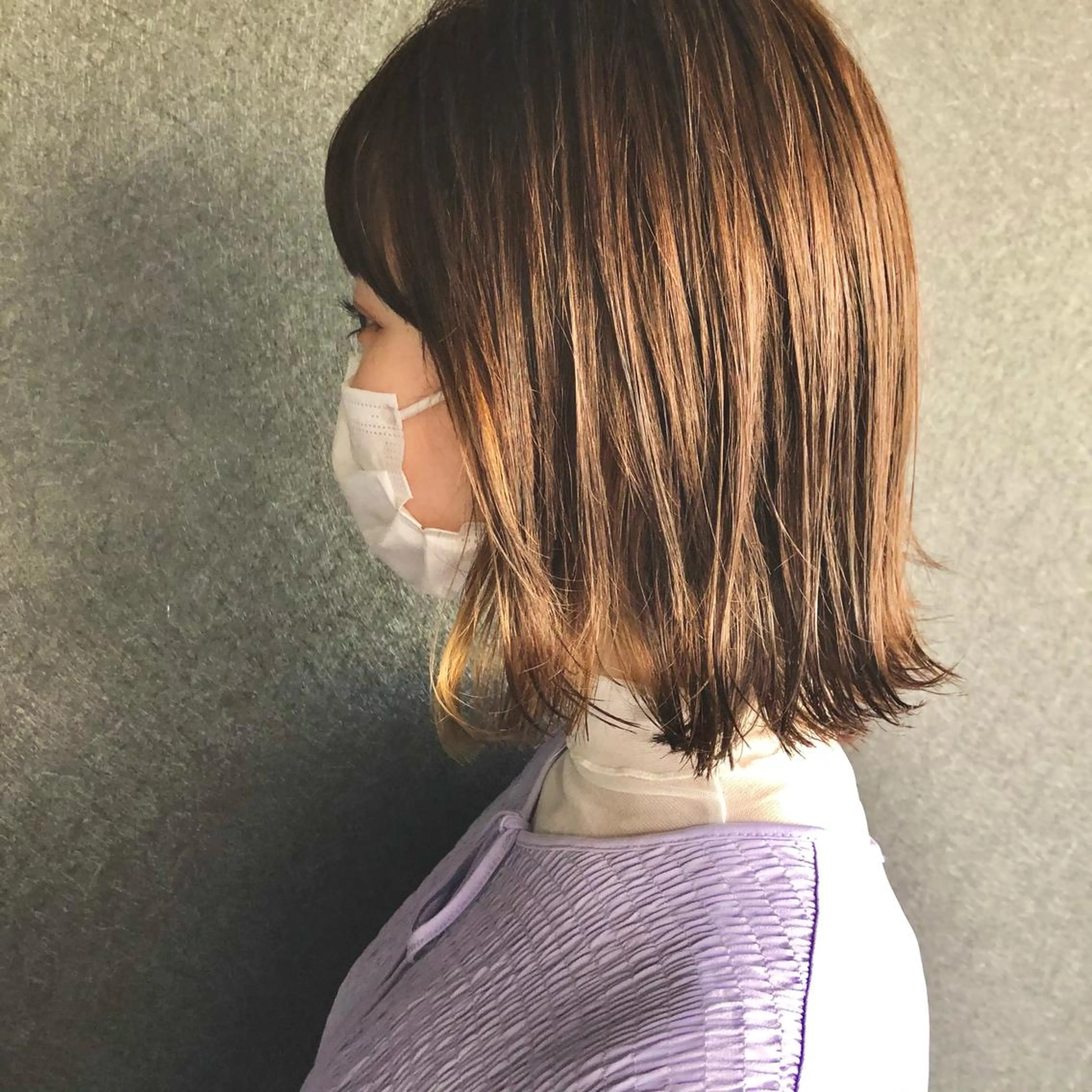 ミディアム カラー シェアハピ ヤマモトのヘアスタイル