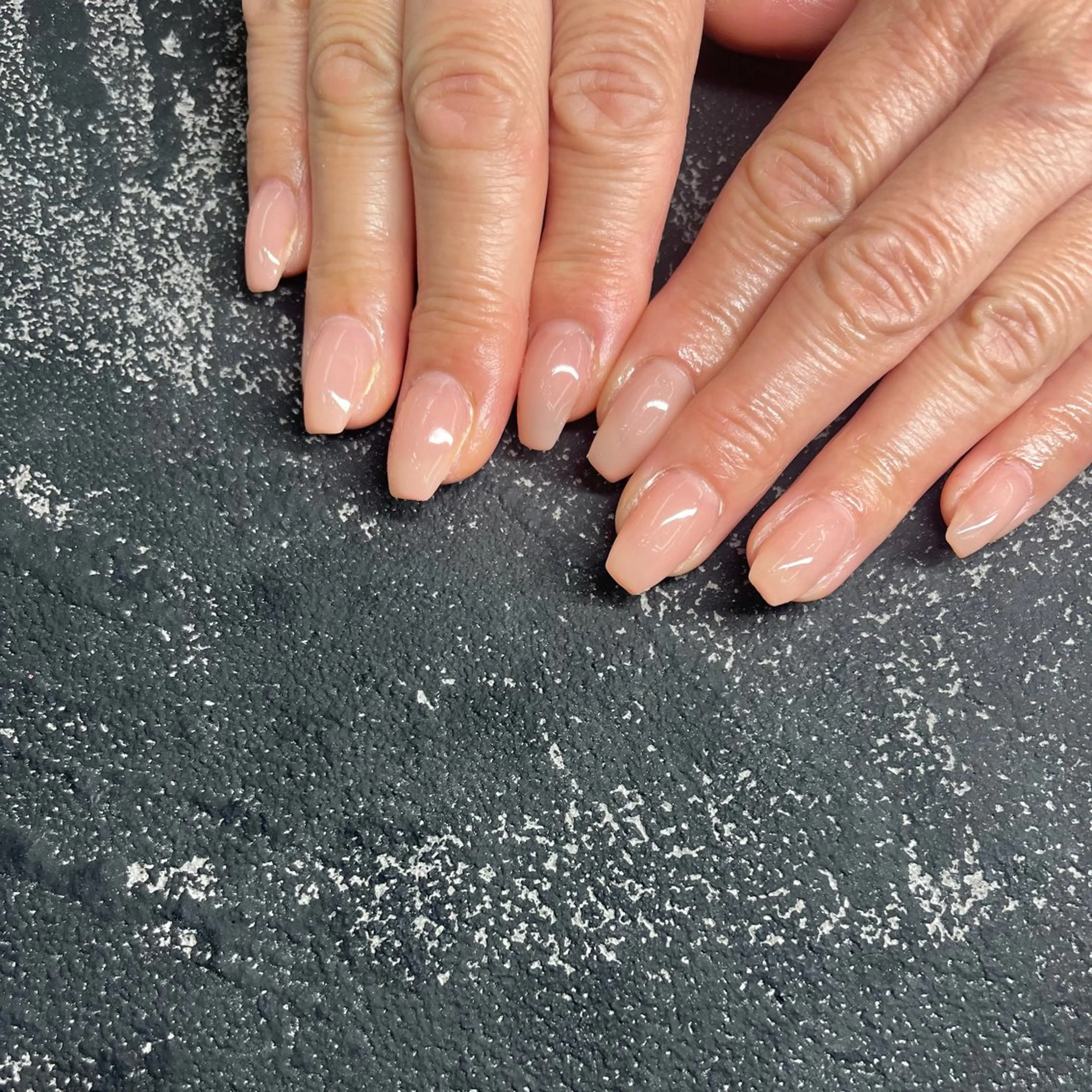 ネイル シンプルネイル ハンドネイル Quee Stllaのネイルデザイン